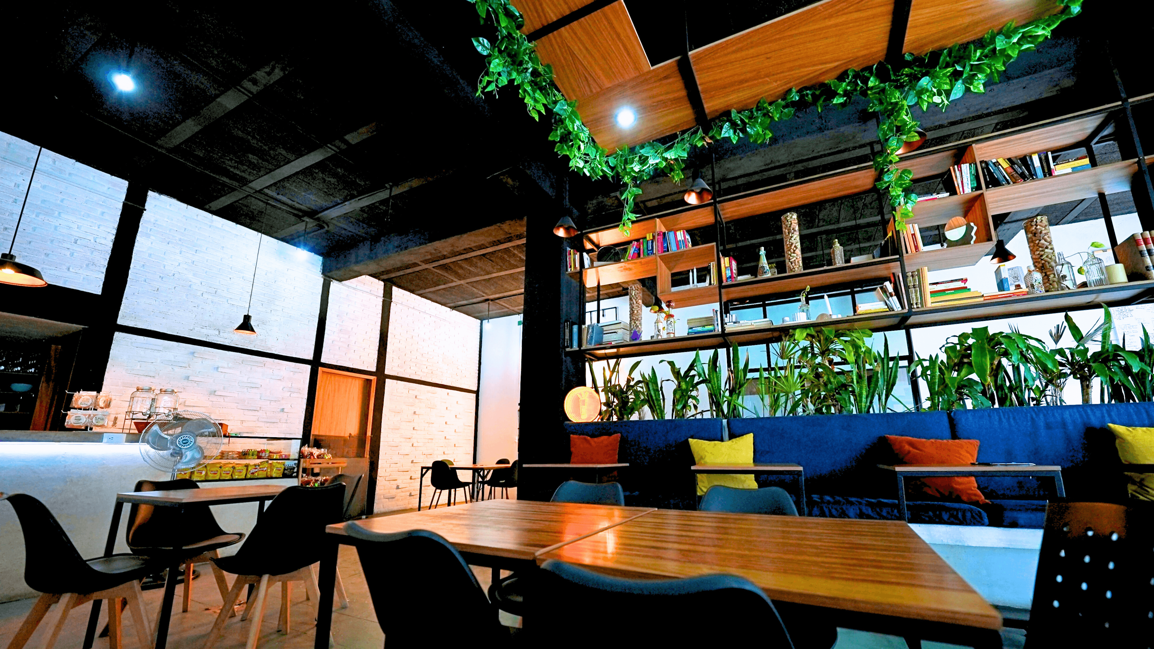 Interior ThinkHub Day Pass – coworking Puebla