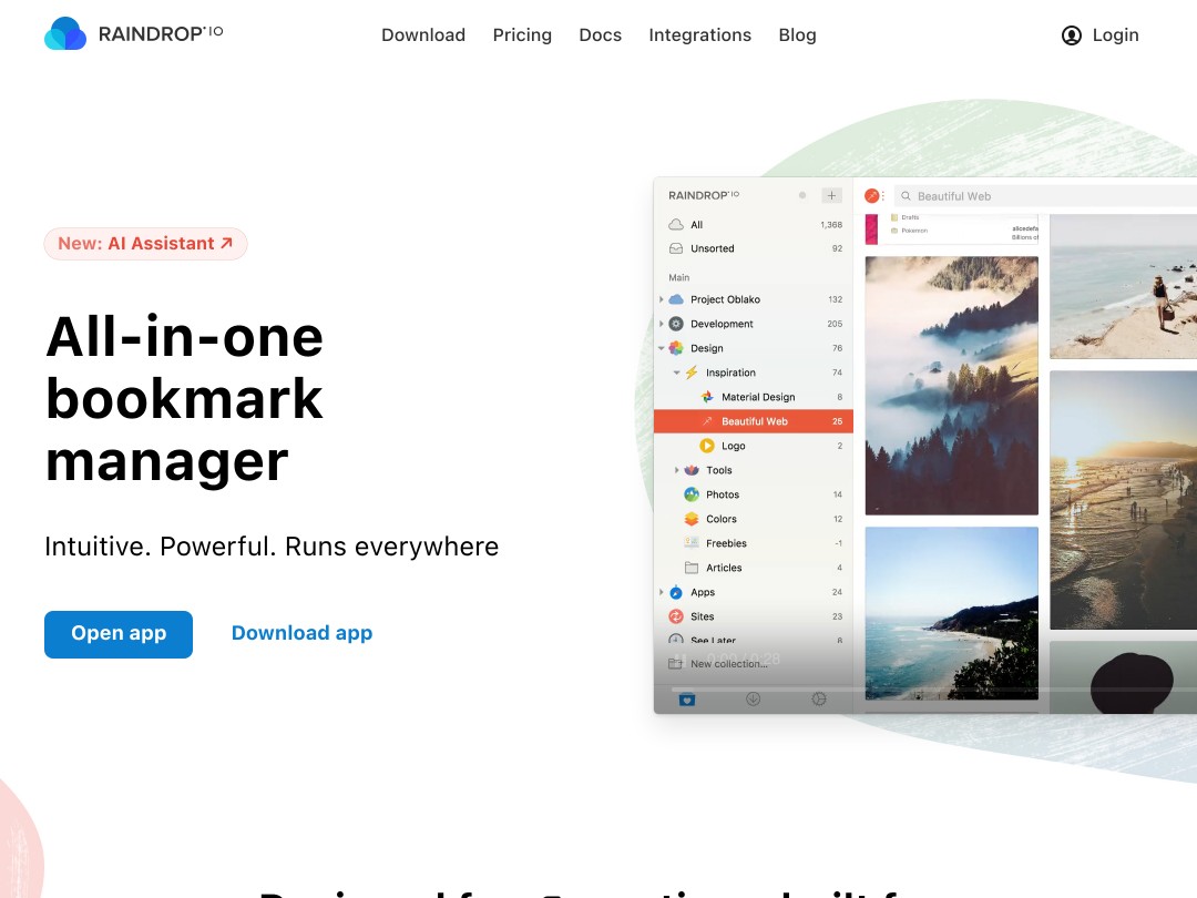 Bookmark manager interface with photo previews and sidebar categories.