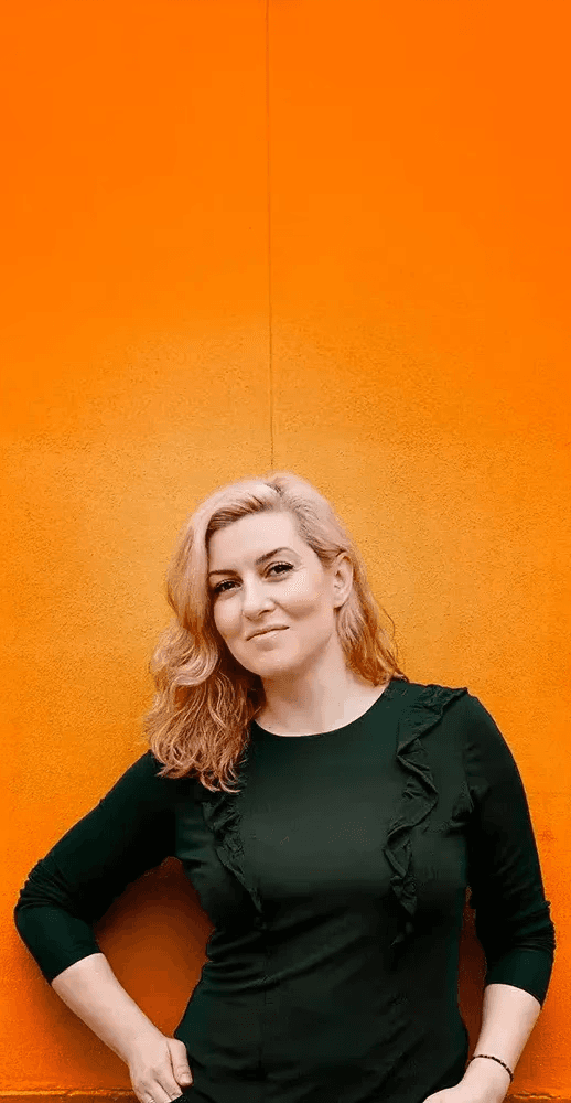 profile picture of albena against an orange background