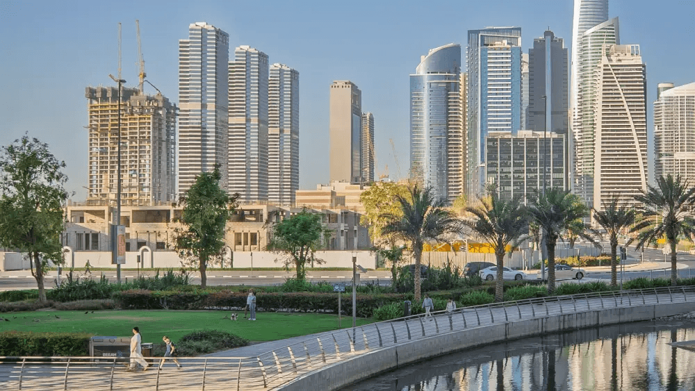 Alt Text: Complete Area Guide to JLT Dubai