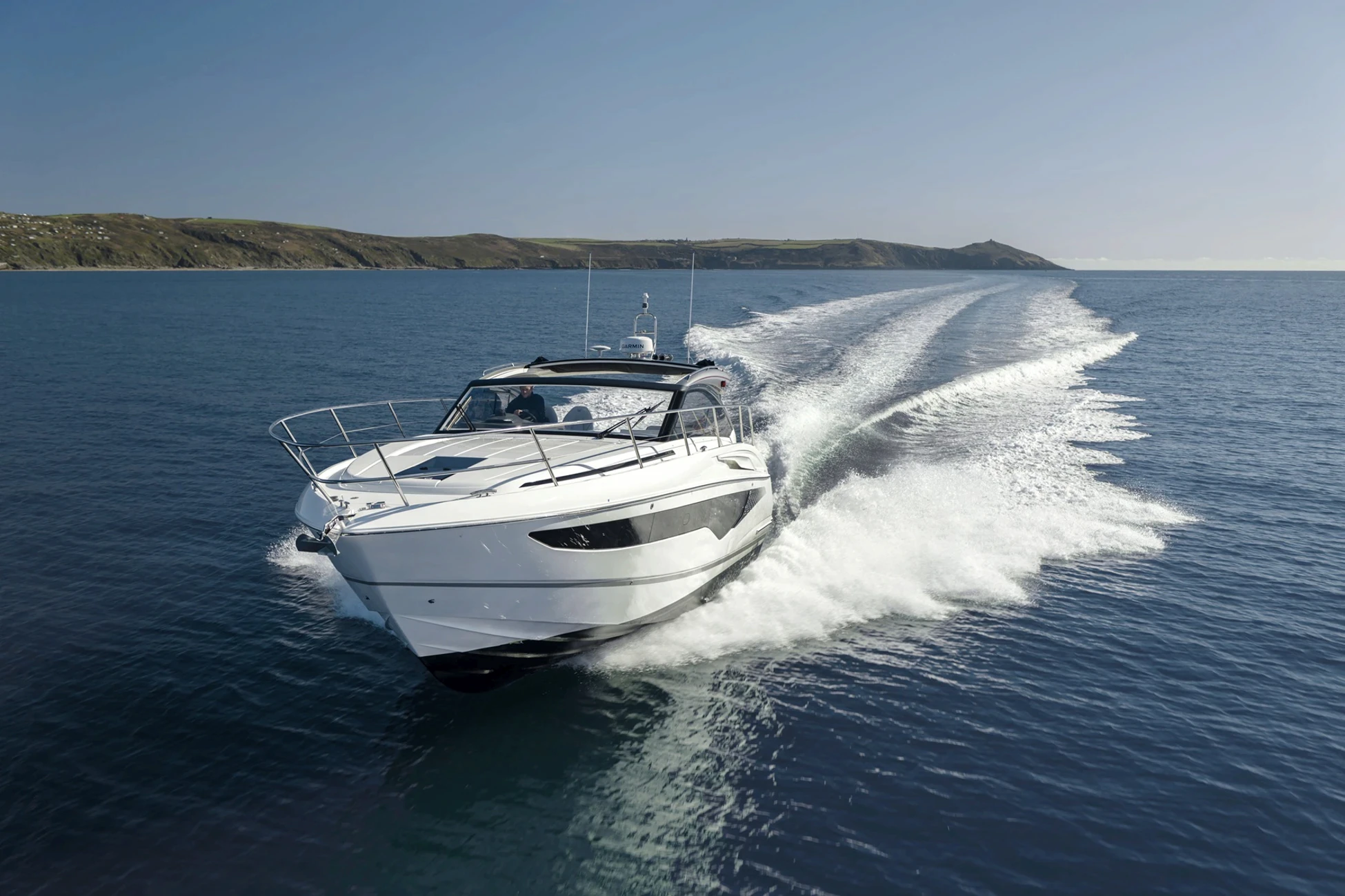 Princess V40 cruising