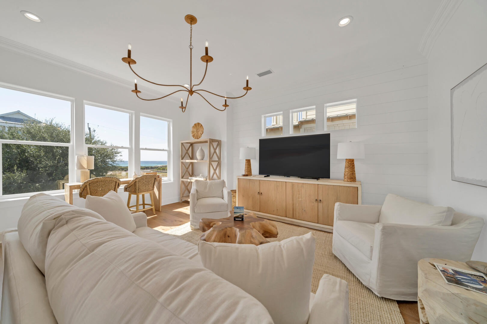 Tropical Escape Vacation Homes Supercharges Growth & Guest Services With Extenteam