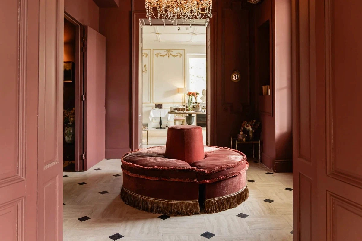 lobby chateau bordeaux