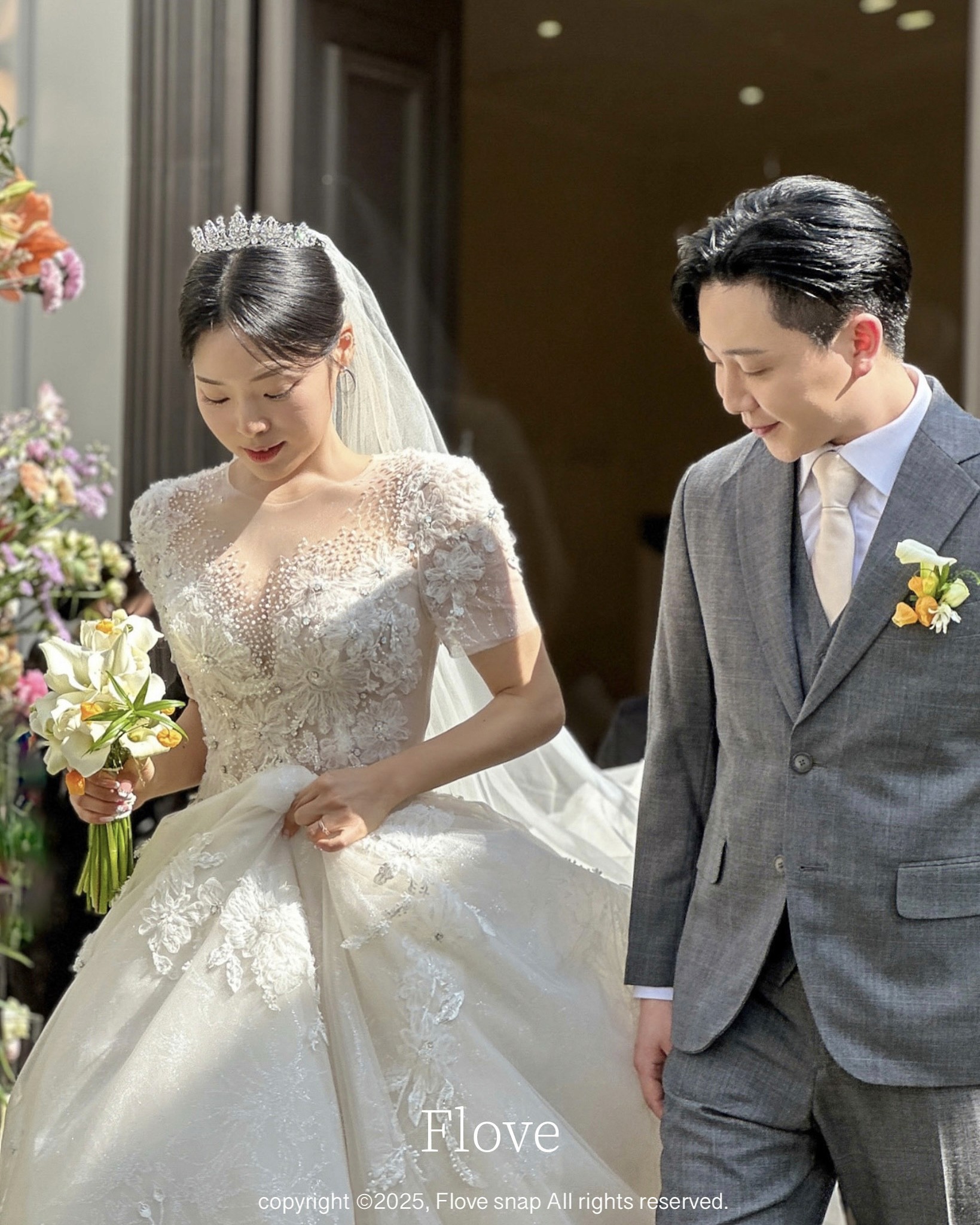 [필름커넥트] 명동 라루체웨딩홀 아이폰스냅 촬영 후기 | 작가추천 플로브스냅