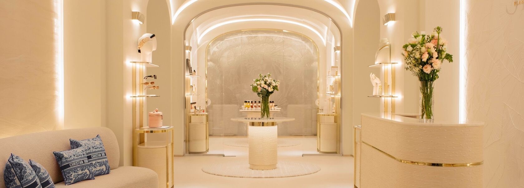 Dior Spa Plaza Athénée: The Dior Spa in the Heart of Paris | DIOR US