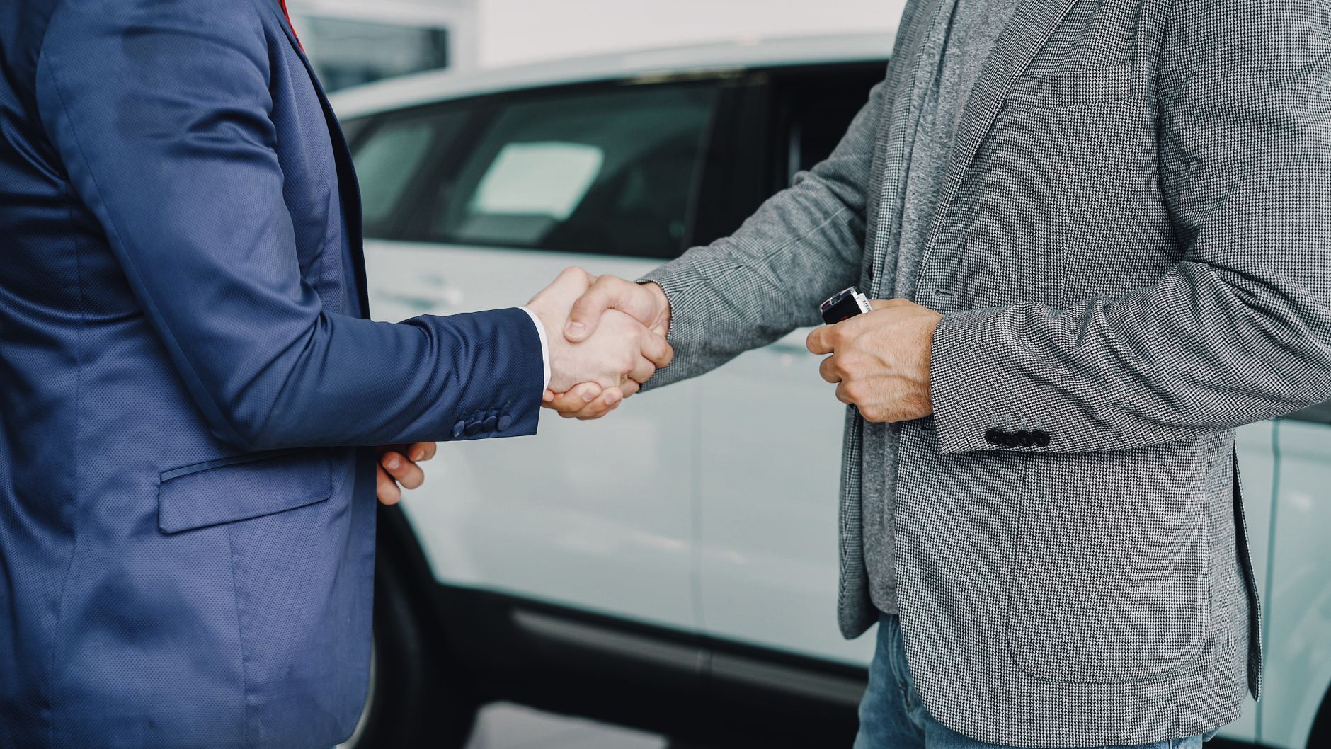 Carro Seminovo com Sinistro Escondido: O Pesadelo de R$ 105 Mil e Como Evitar Esse Prejuízo