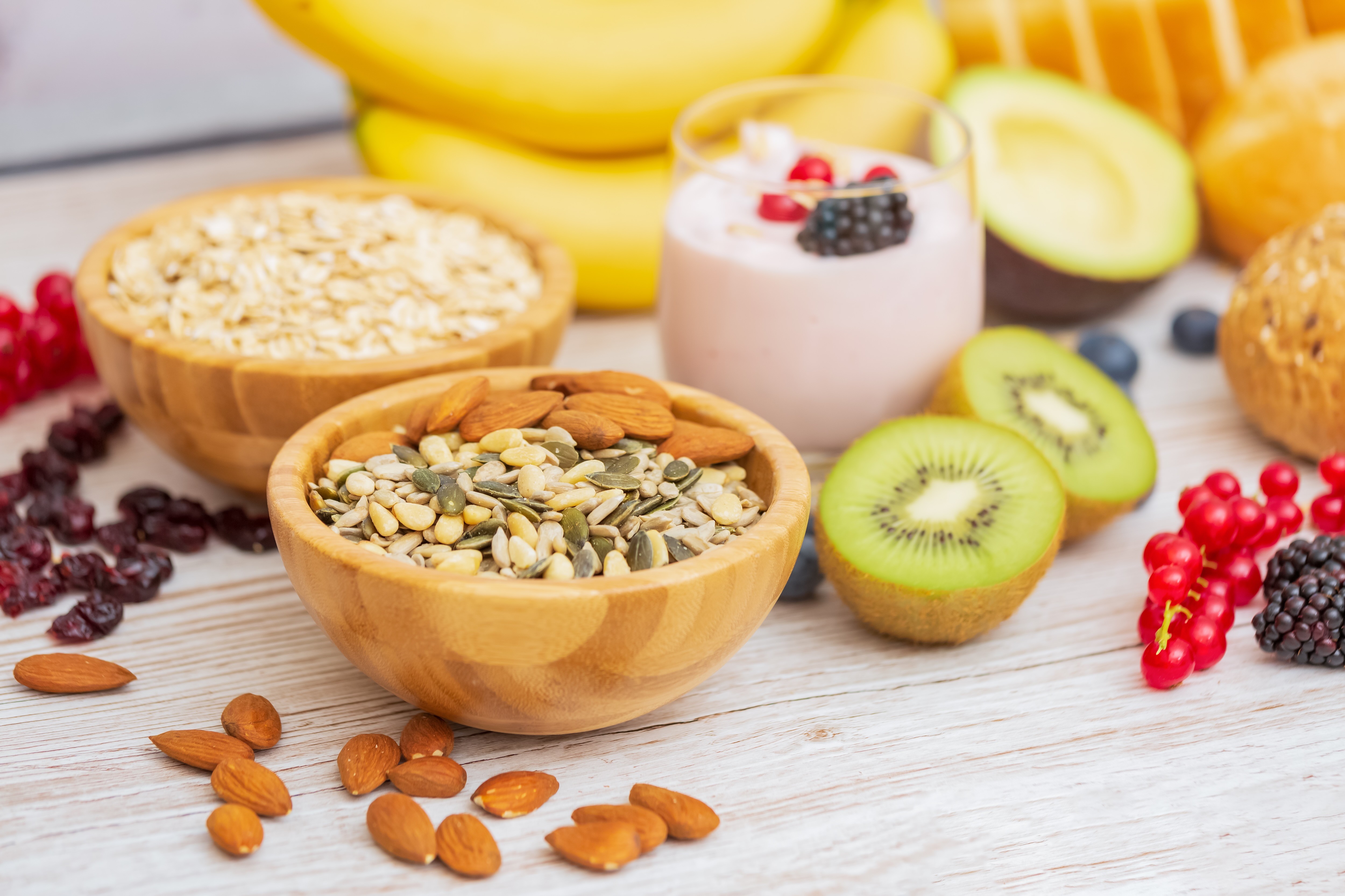 healthy breakfast that includes seeds, grains, and other food rich in B vitamin