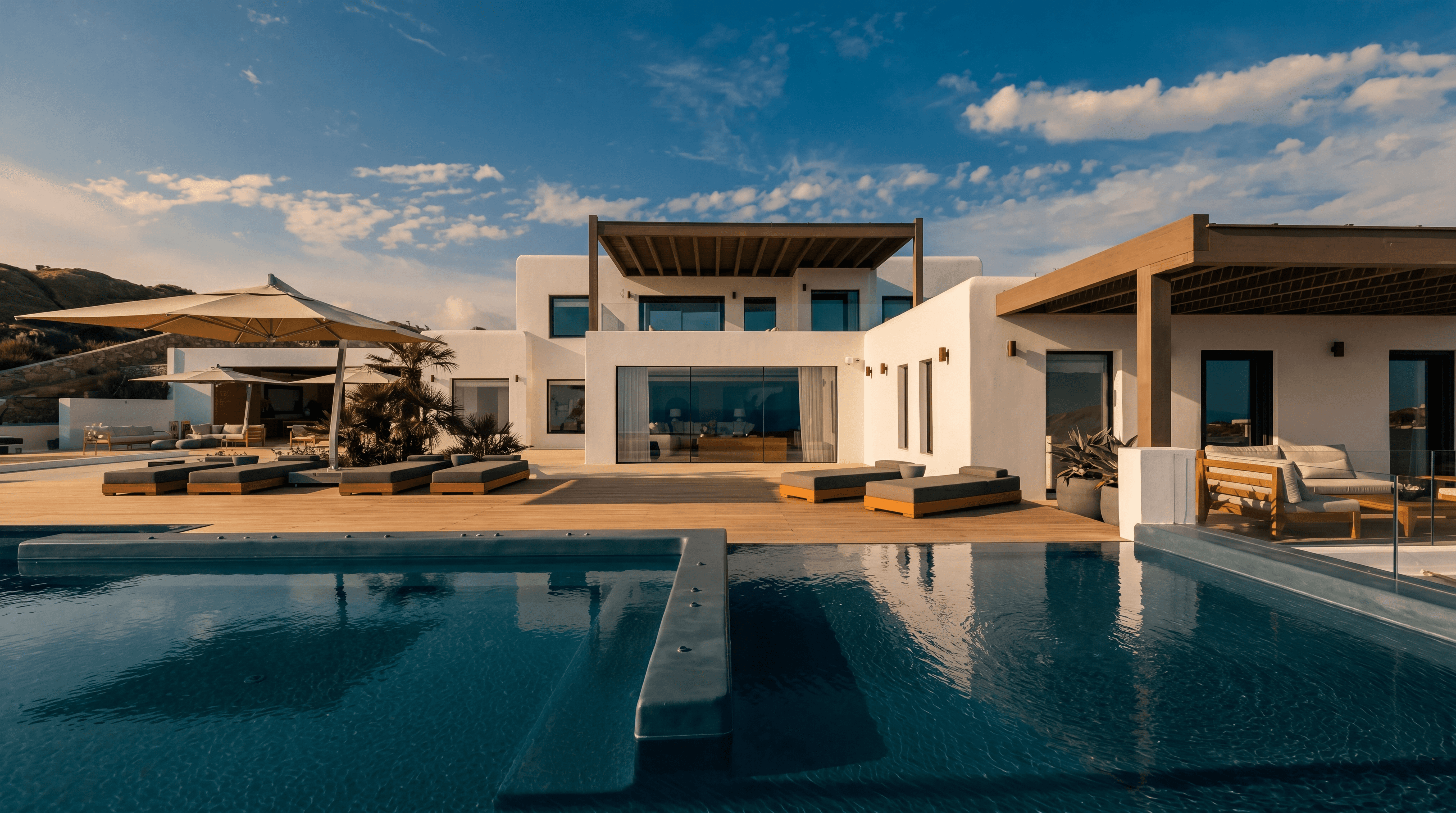 Modern private villa with pool on the quieter side of Mykonos