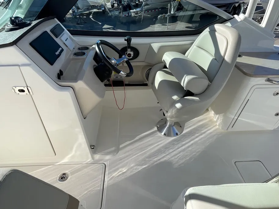Boat thumbnail 2