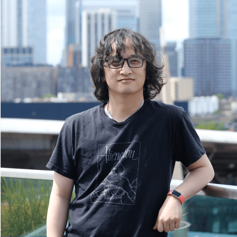 Chunteng Xiao portrait