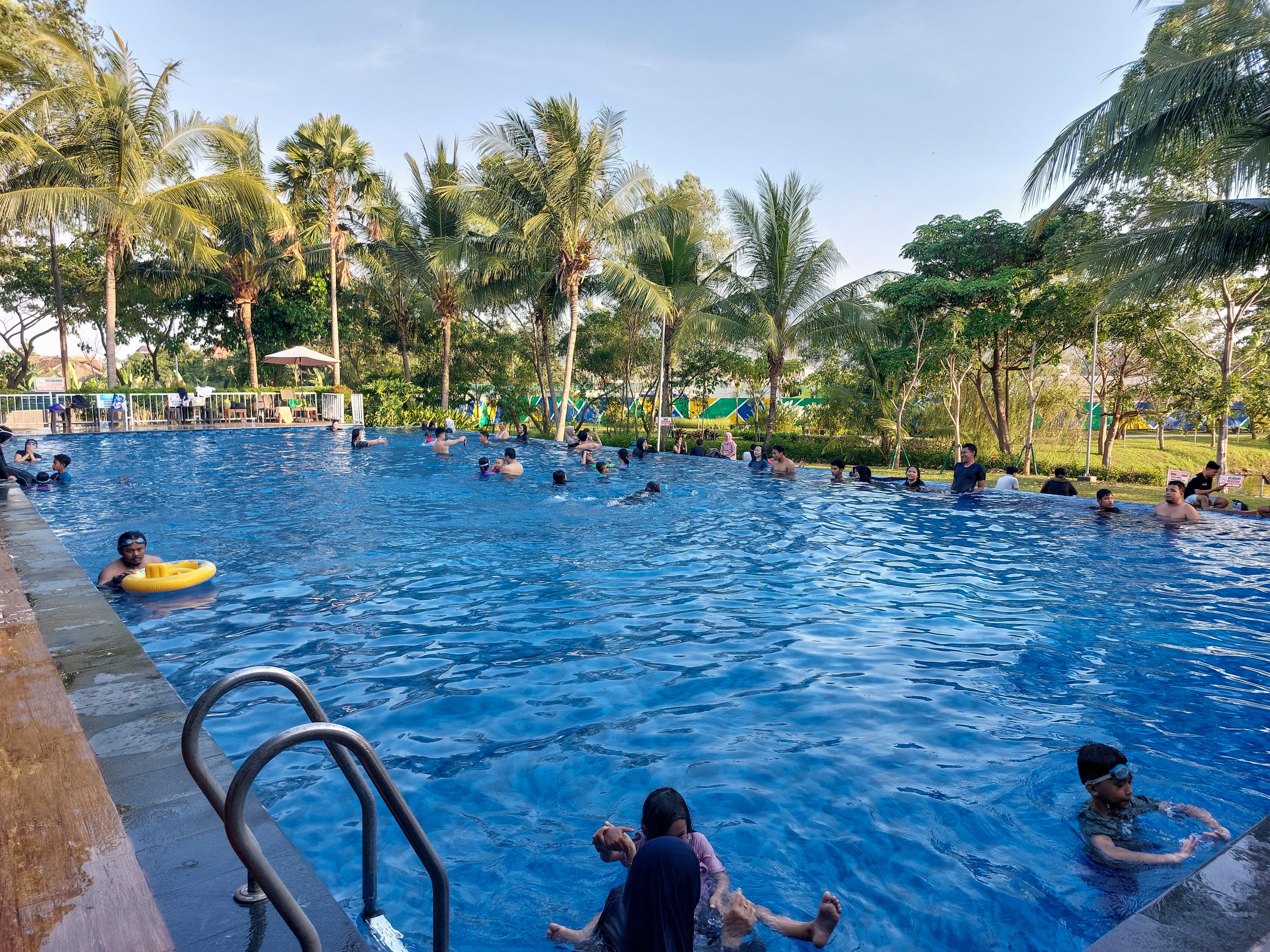 Kolam Renang Breeze Water Citra Garden BMW Wanayasa Kramatwatu Kab Serang Banten