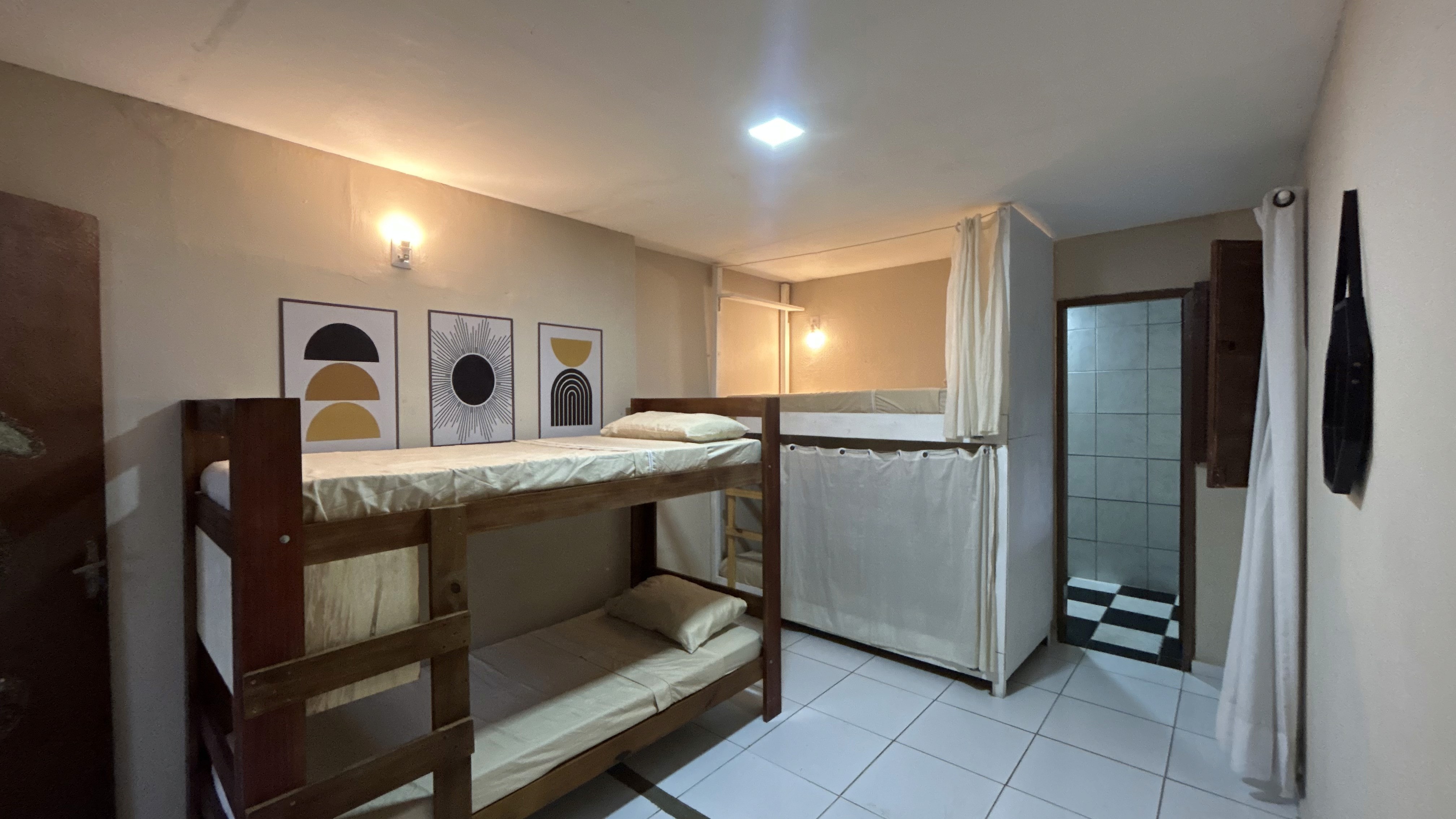 Quarto Compartilhado Feminino