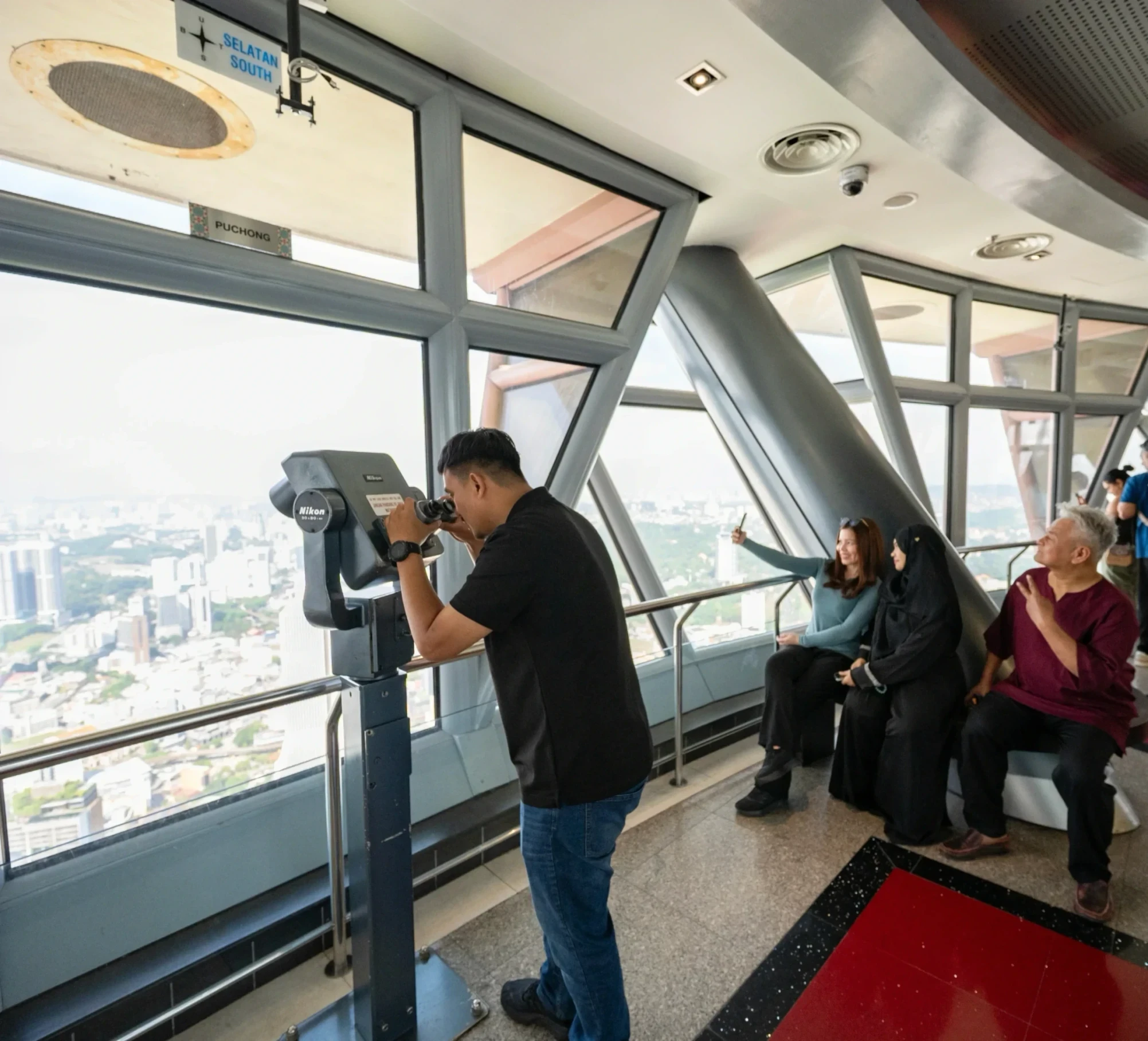 kuala-lumpur-tower-observation-deck-skyline-view