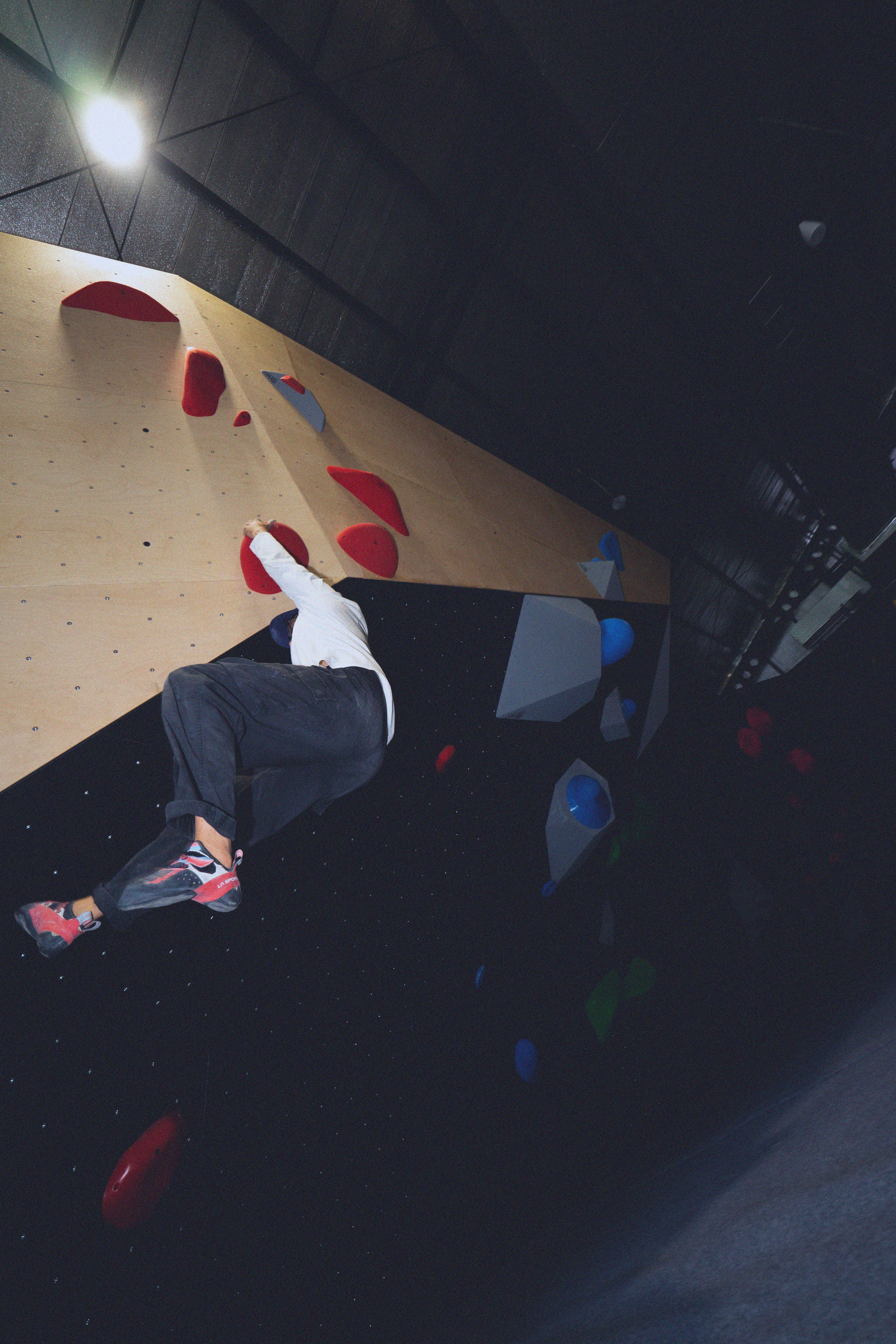 Bouldering problem in Bali climbing gym