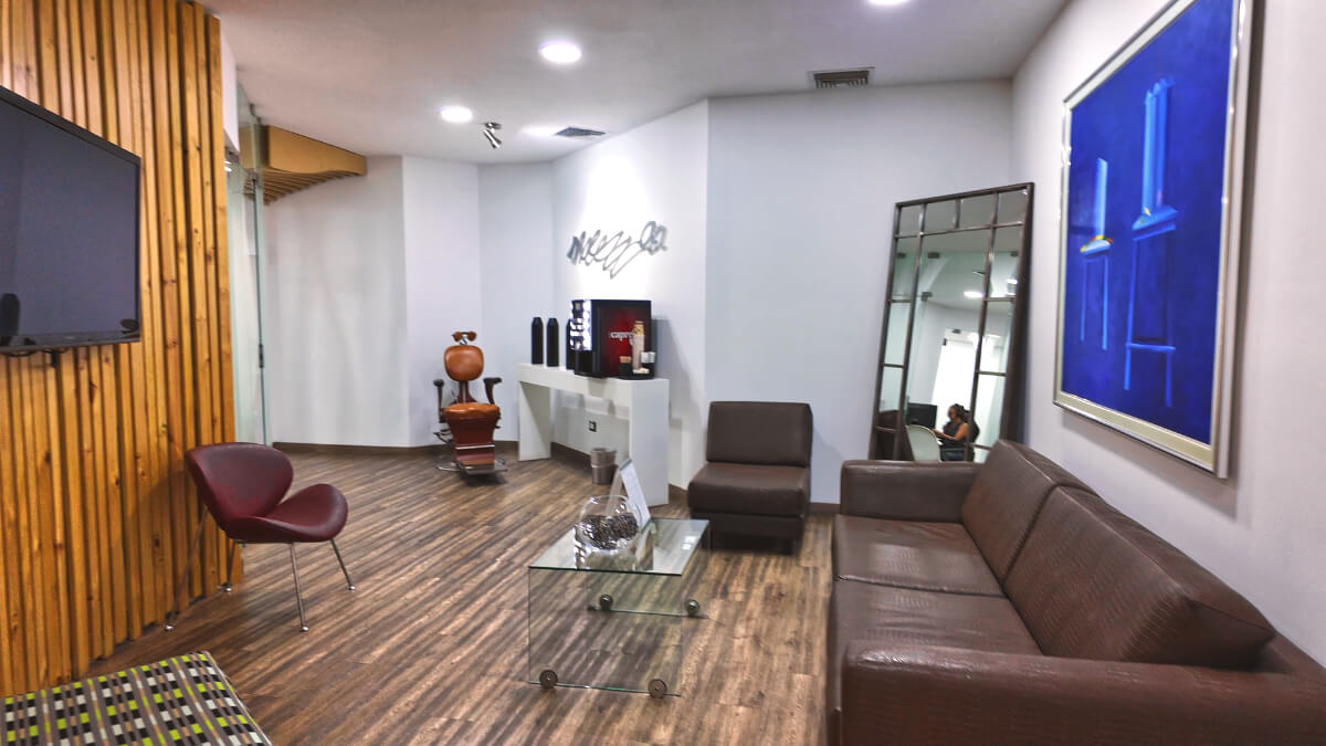 Costa Rica dental tourism: full-mouth restoration, all-on-4, smile design.