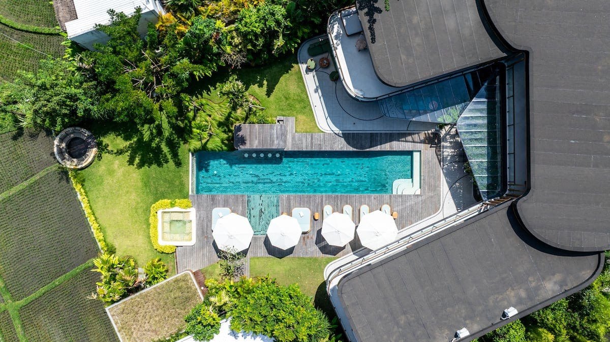 Exclusive 7-bedroom villa in Umalas