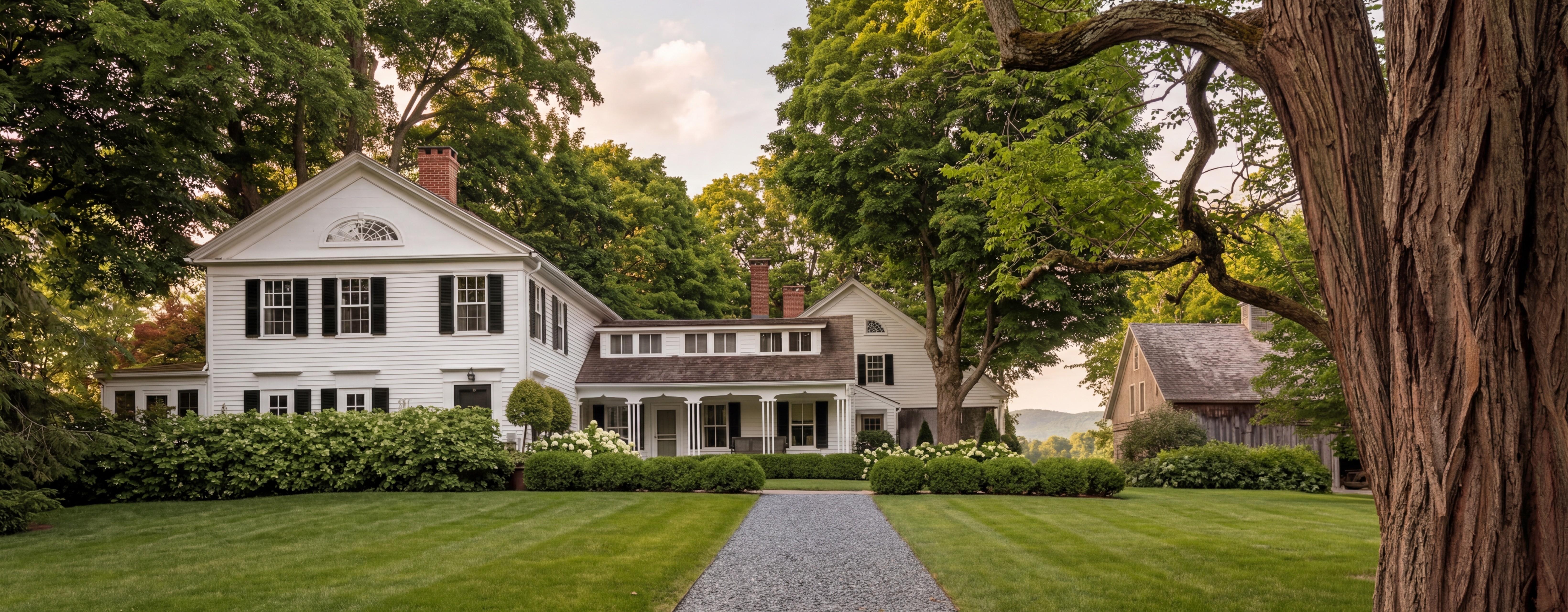 Rural style home with mowed lawn.