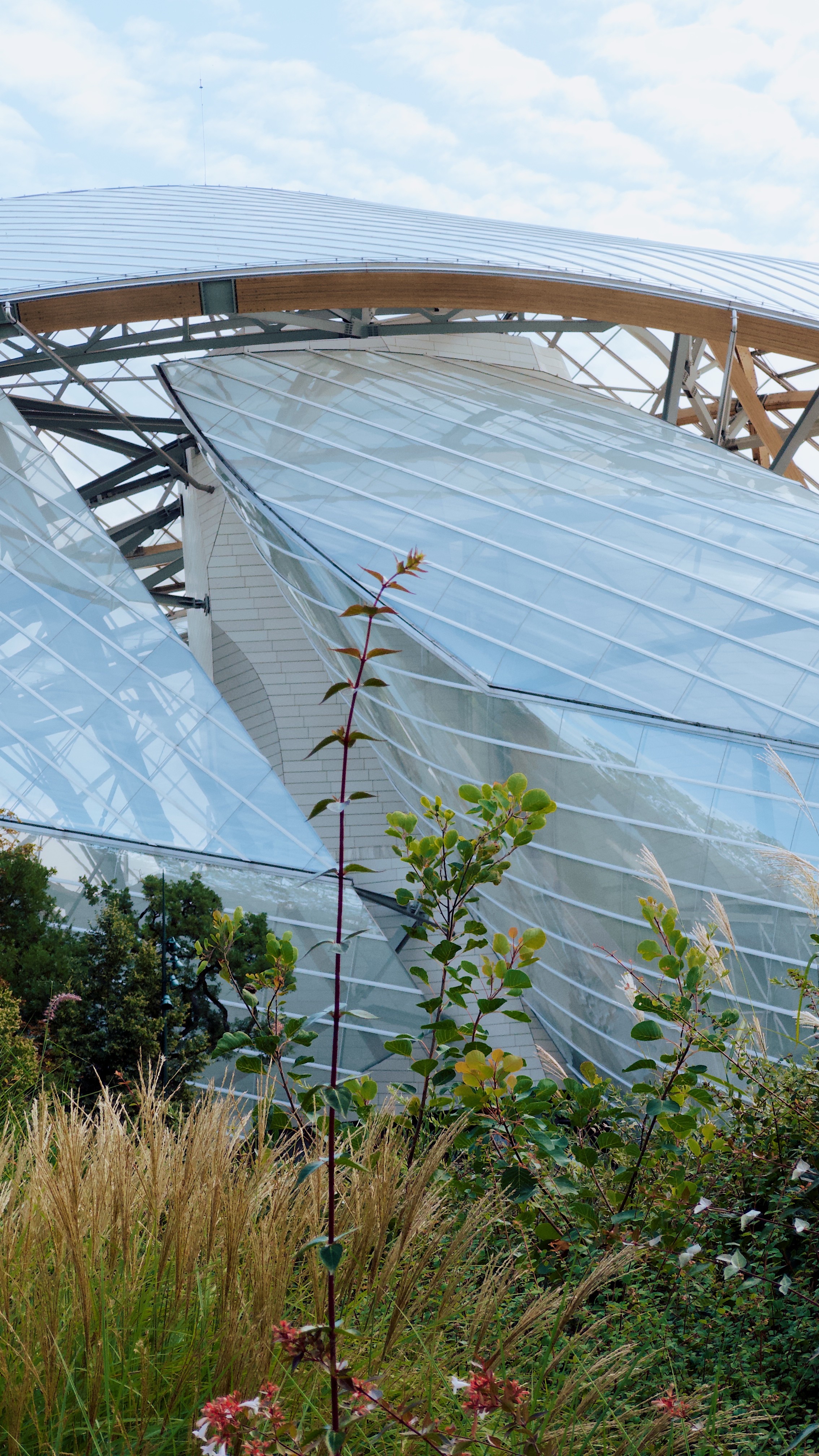 Louis Vuitton Foundation in Paris by Frank Gehry in Paris