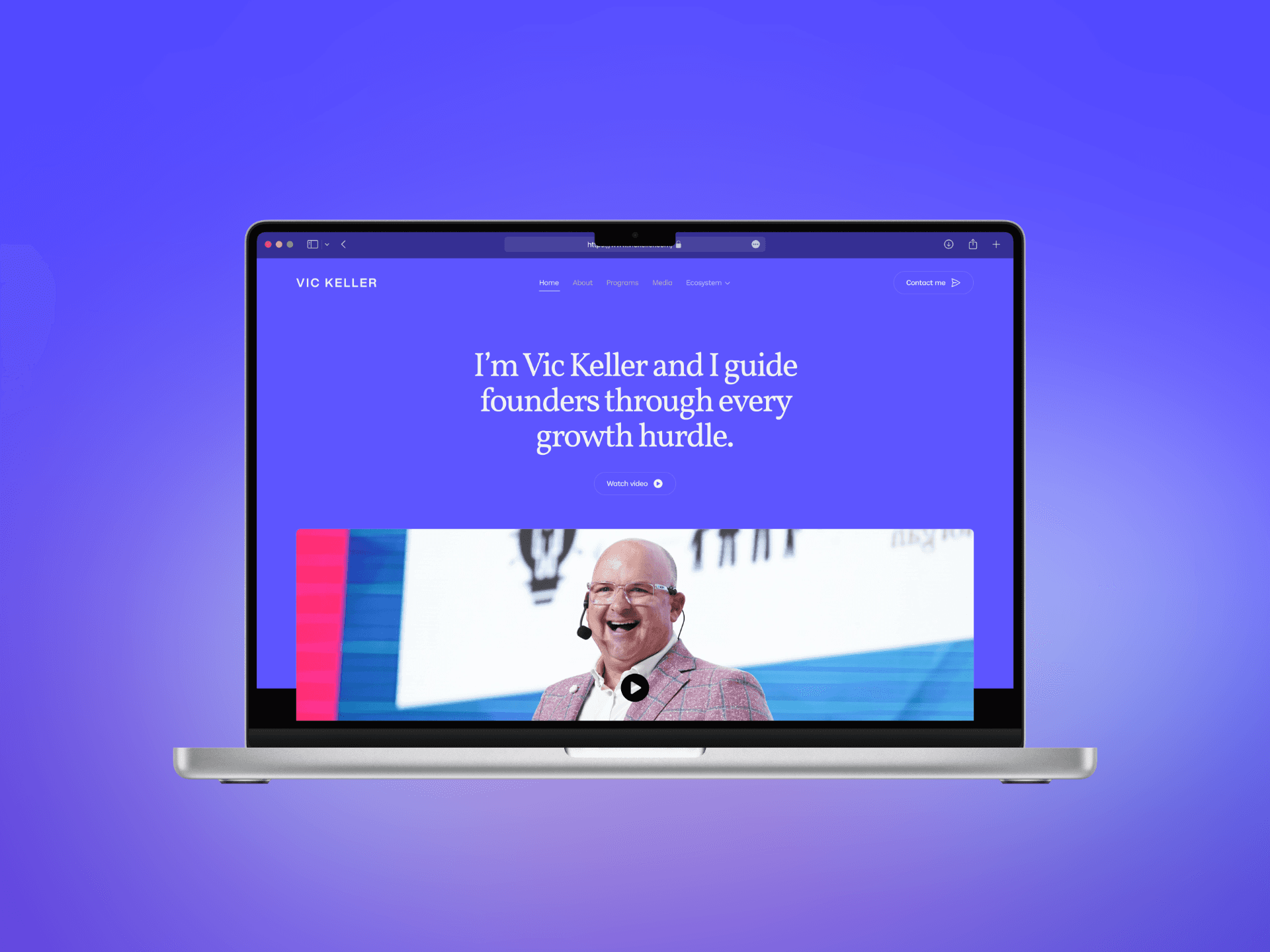 A modern lamp with layered shapes and blue hues.