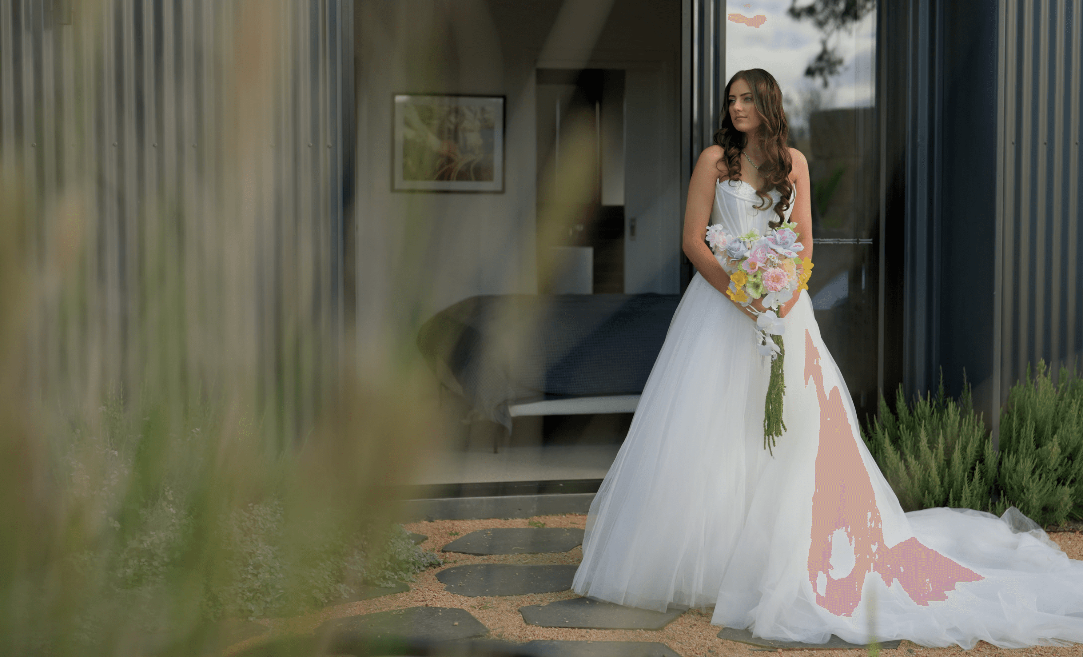 Felicity getting her final bridal portraits at preparations at Skyline Farm in the Scenic Rim, Queensland. Wedding videography for Scenic Rim brides.