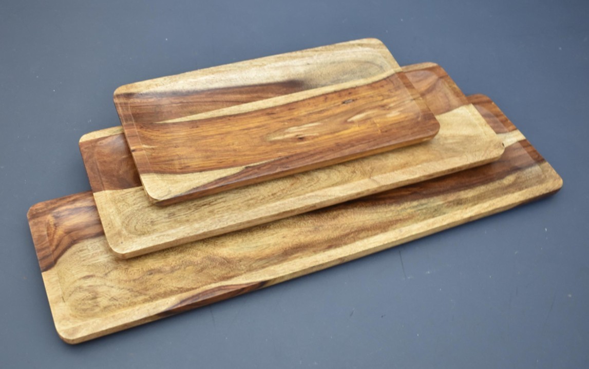 Abstract openwork metal decorative ball in gold finish