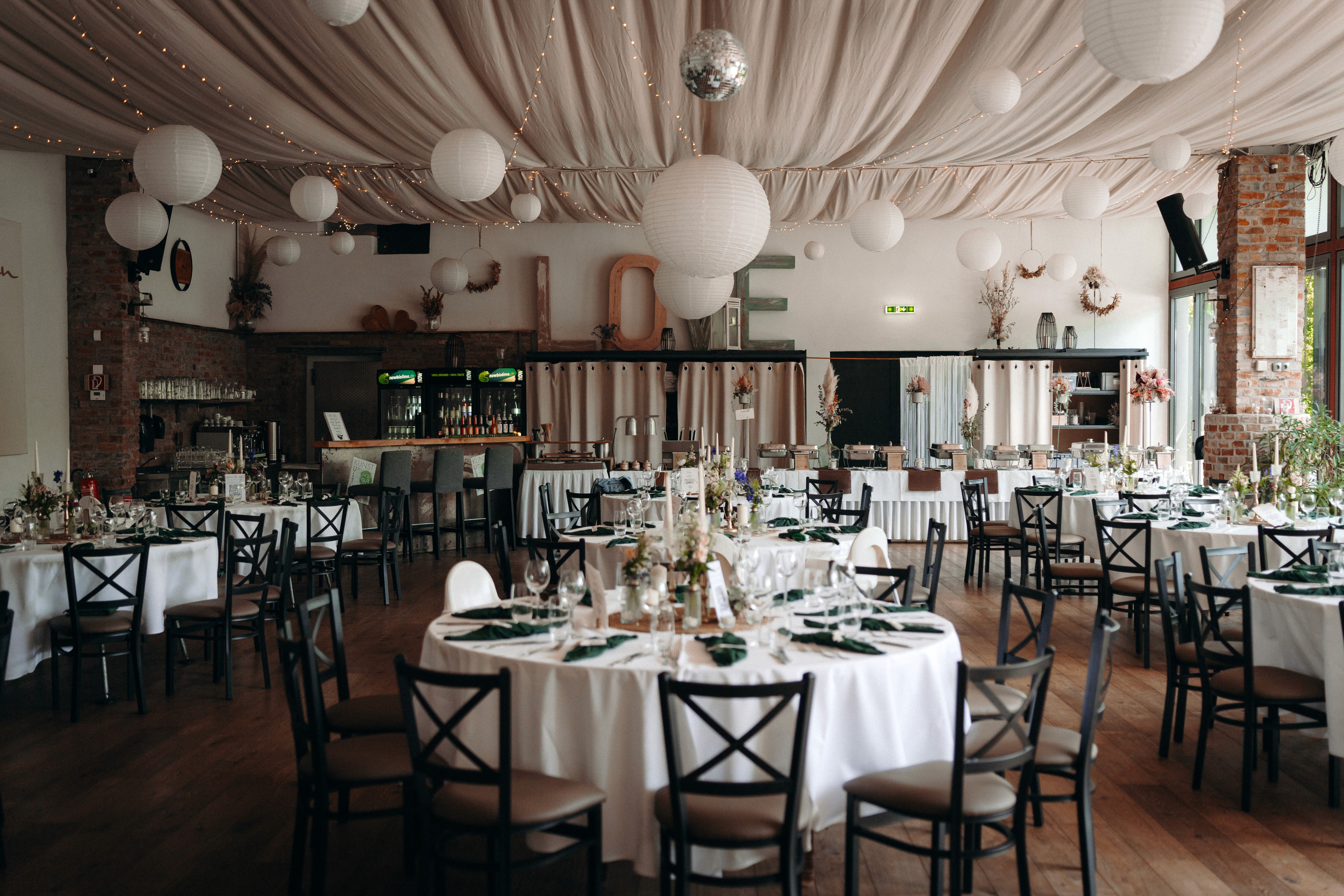 Eventhalle auf dem Testimonial Kundenbewertung auf dem Hofgut Langenborn