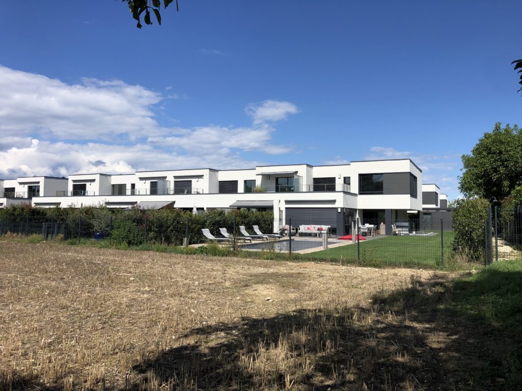 Architecte bureaux Genève – conception et rénovation d’espaces professionnels modernes