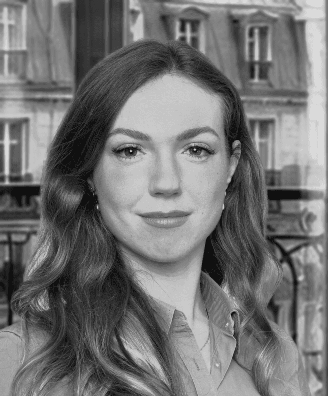 Portrait de Mia East