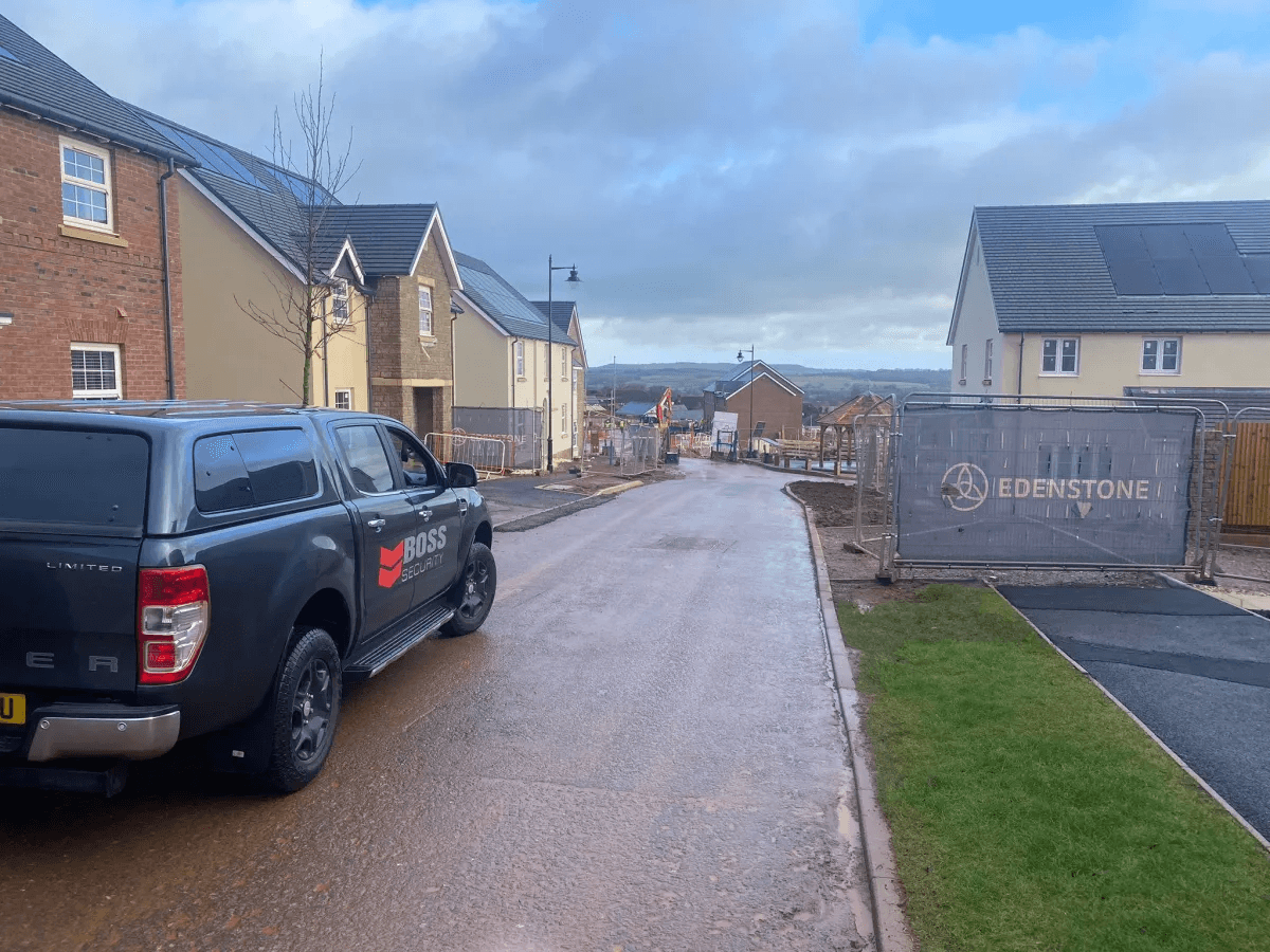 Concetrated triathlete grayscale