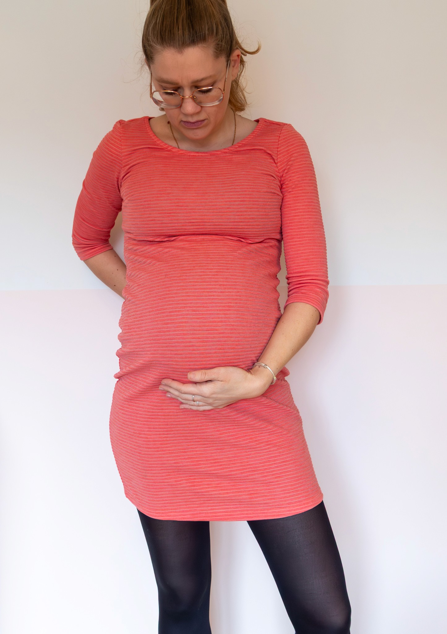 Zwangerschapsjurk Noppies, vooraanzicht maat S