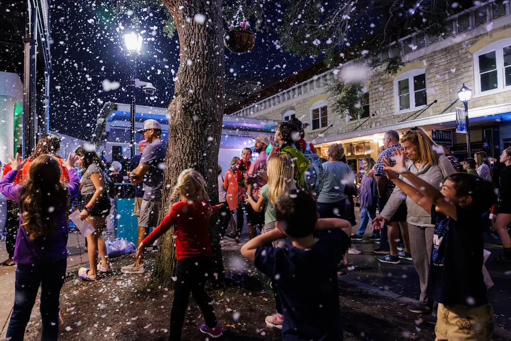 winter woonderland on old main street in bradenton, fl 