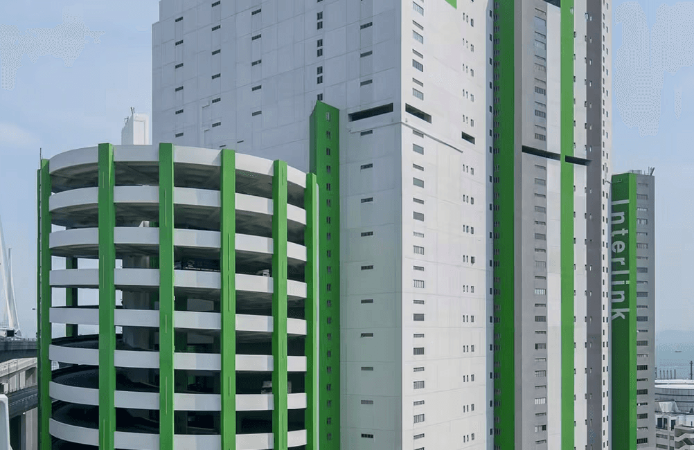 Climate-controlled art storage facility in Hong Kong with viewing rooms with Erco lighting as well as natural light