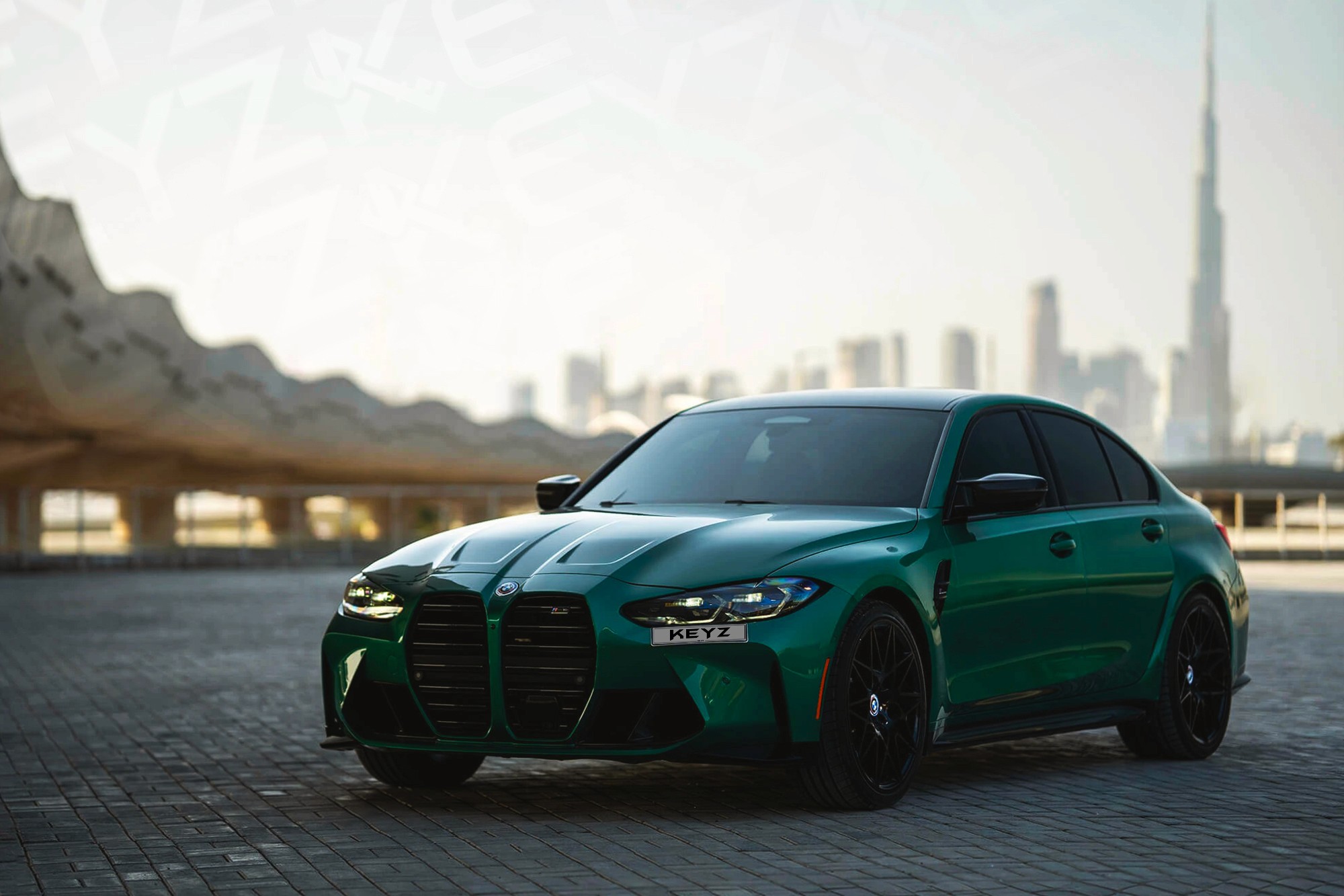 Vue extérieure BMW M3 Vert – Location Sportive à Dubaï | Keyz Rent