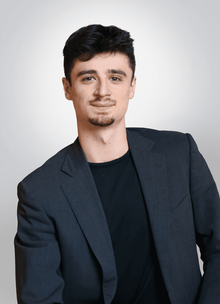 Félix Bélisle-Dockrill, Chief Executive Officer & Co-Founder at Axya