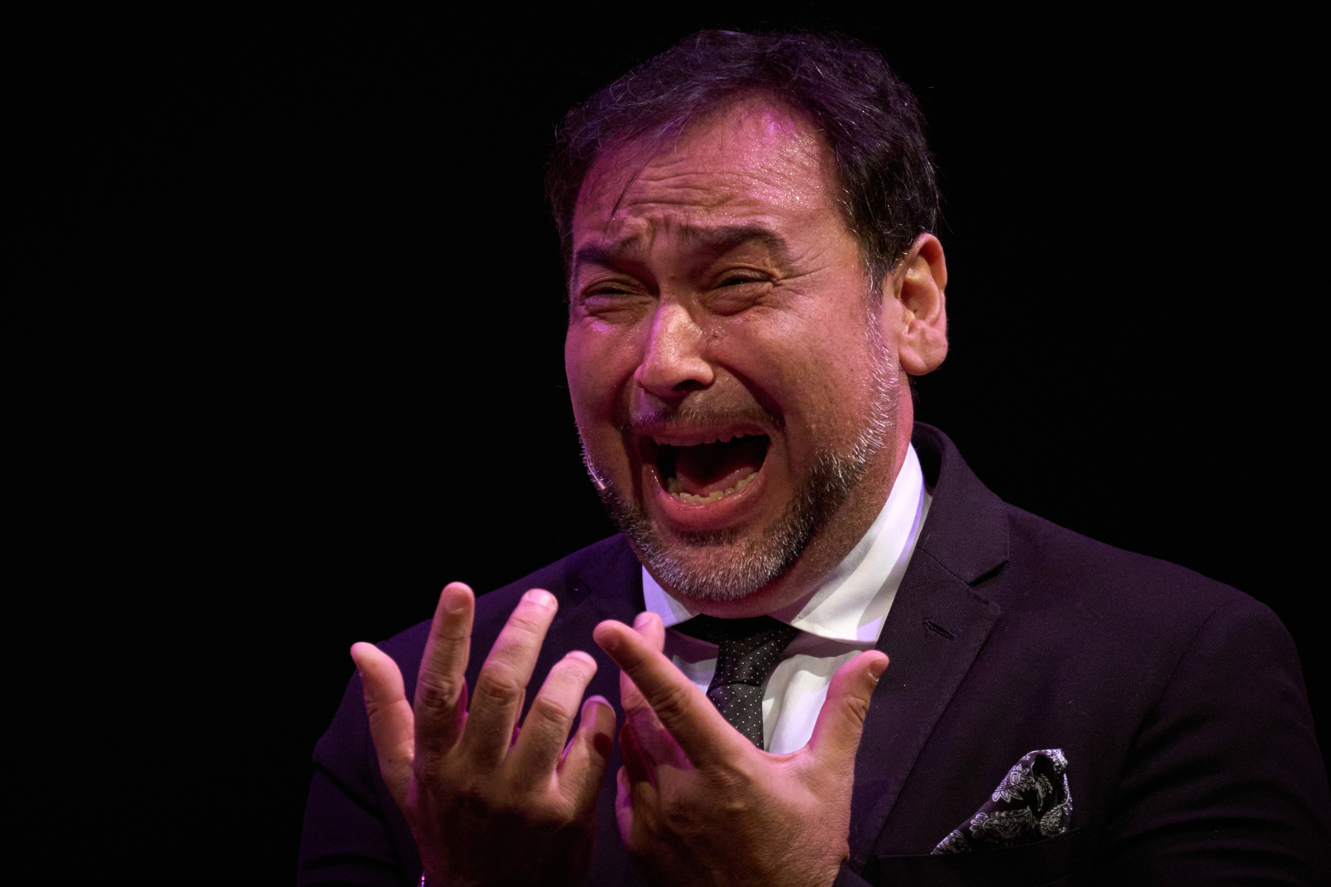 José Valencia at the moment of the flamenco quejío. Photograph by Emilio Morenatti.