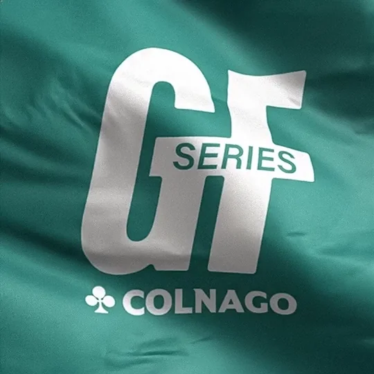 Logo GF Series Colnago imprimé sur un jersey