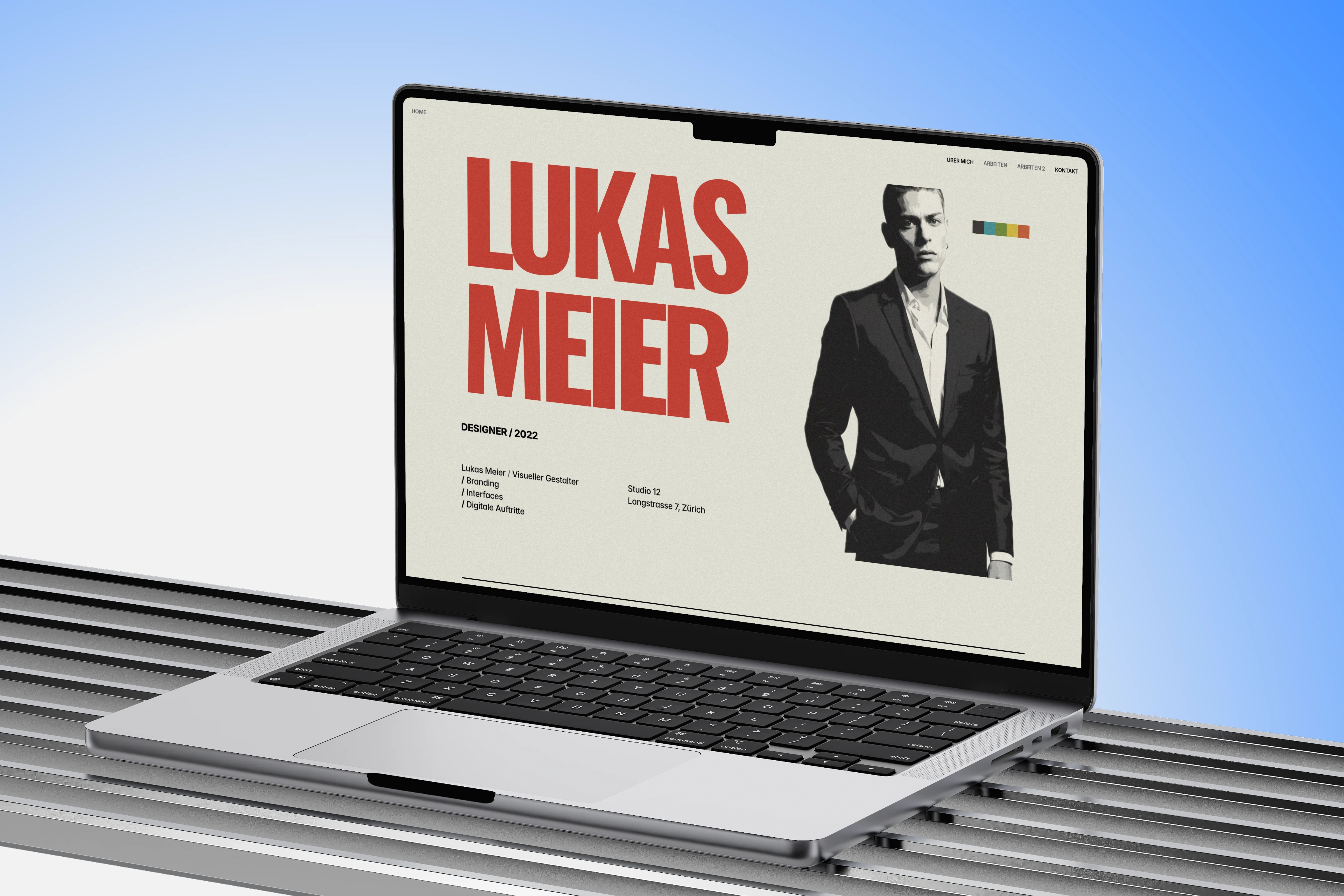 Moments Mockup Laptop