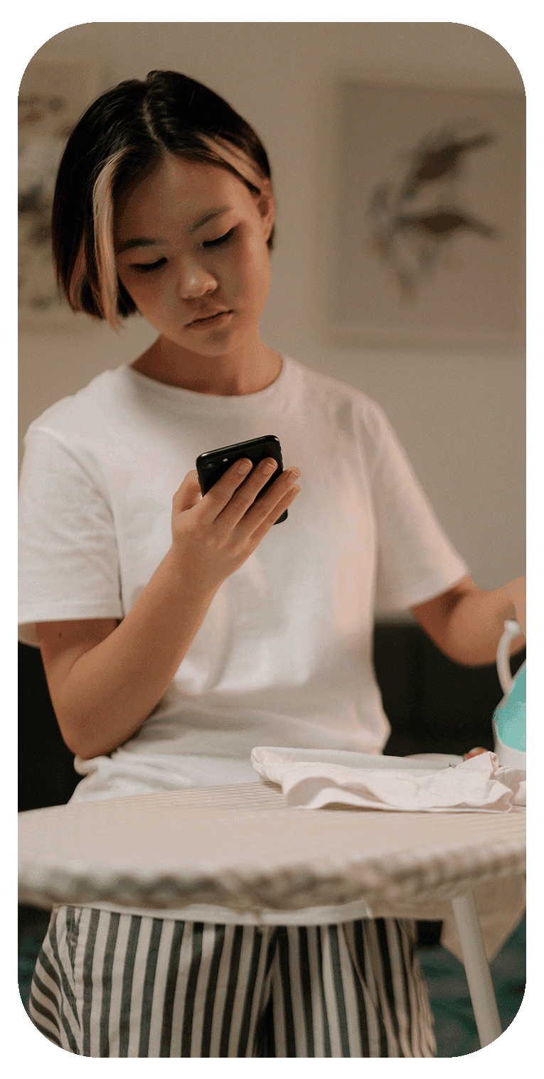 Integration performance stats for Nuvio, Klyra, and Veltix with percentage changes.