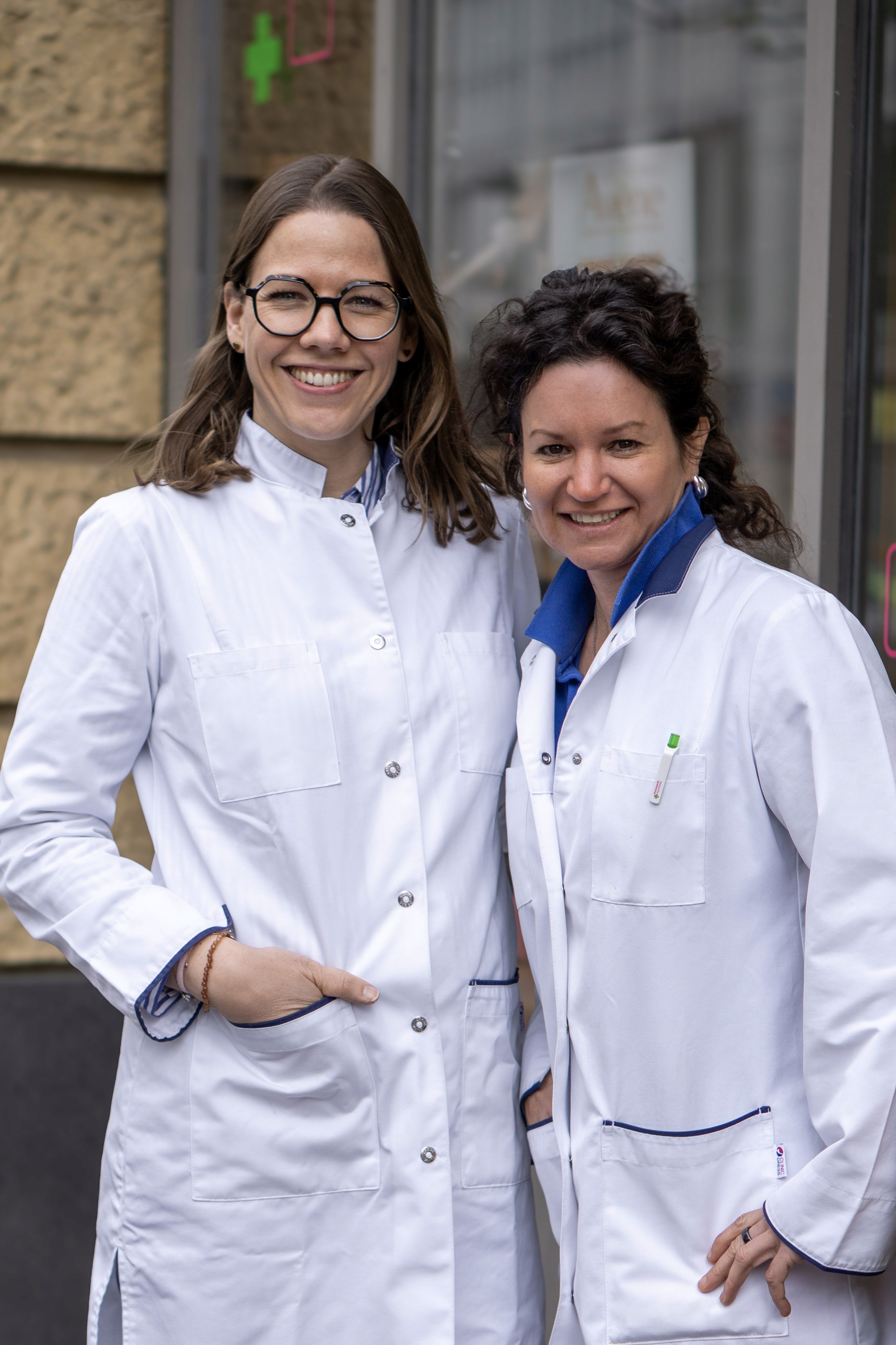 Gruppenfoto Sybille Koch und Juliane  Iltgena-Breburda