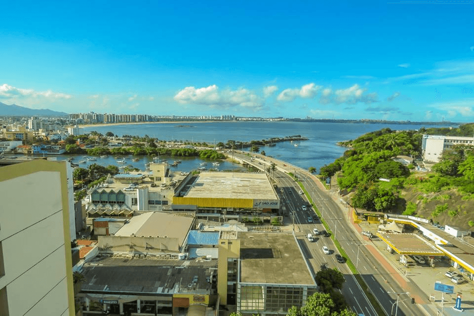 person managing their expenses on a laptop