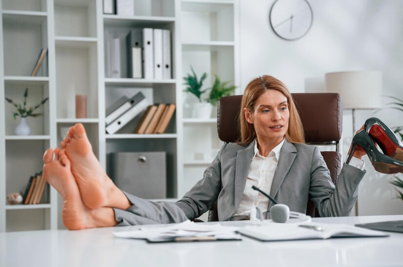 Wie wählt man die perfekte Pediküre für das Büro