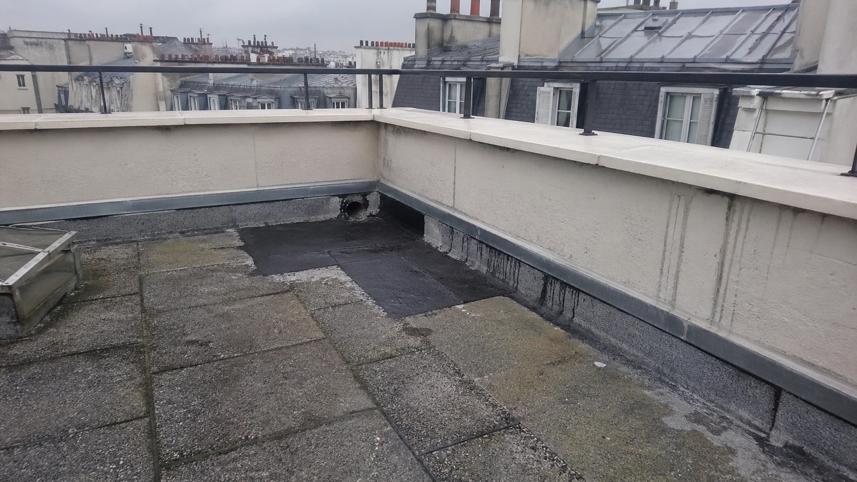 etancheite_terrasse_accessible_copropriete_paris_reparation_toiture_terrasse.webp