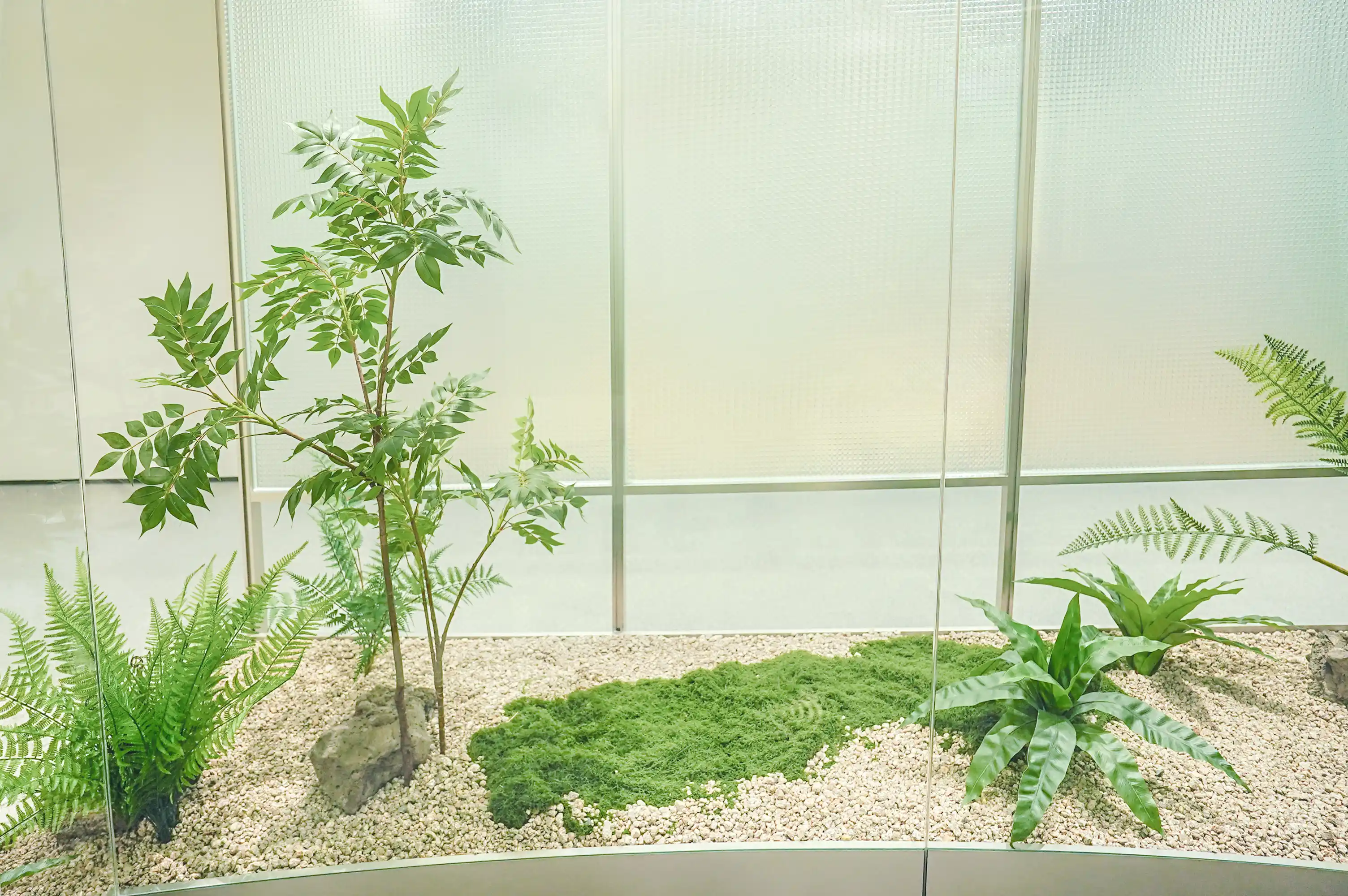 사옥 로비 코너 플랜터 실내 식재 조경