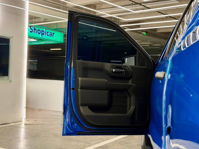 Chevrolet Silverado 5.3 V8 Custom Doble Cabina 4X4 At