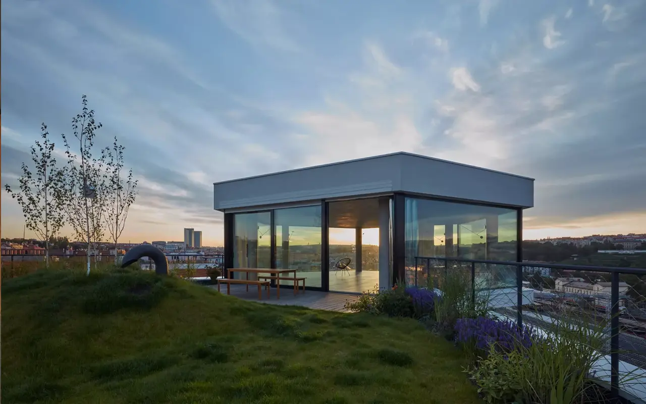 Bezrámové zasklení Penthouse Praha