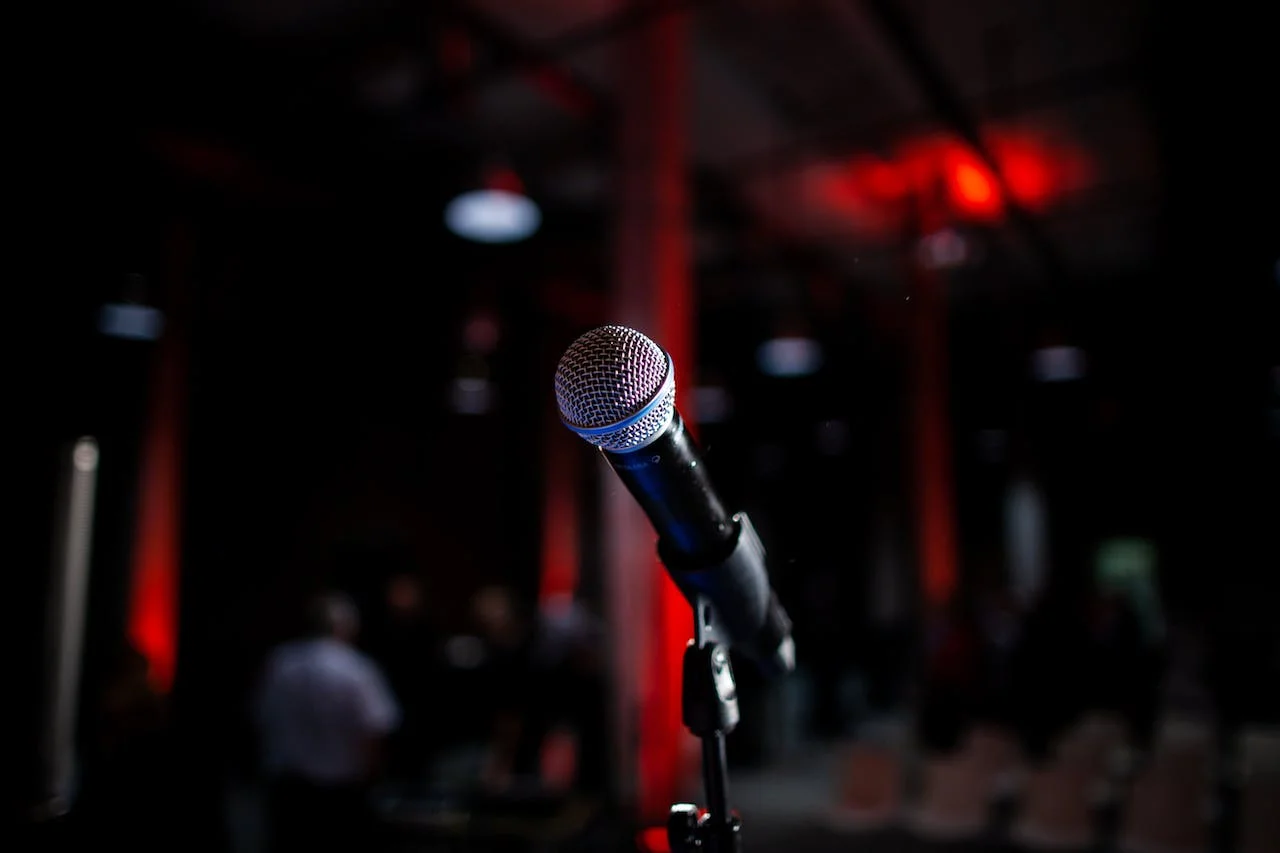 Microphone Tips to Not Miss Out on the Next Time You Are on a Stage