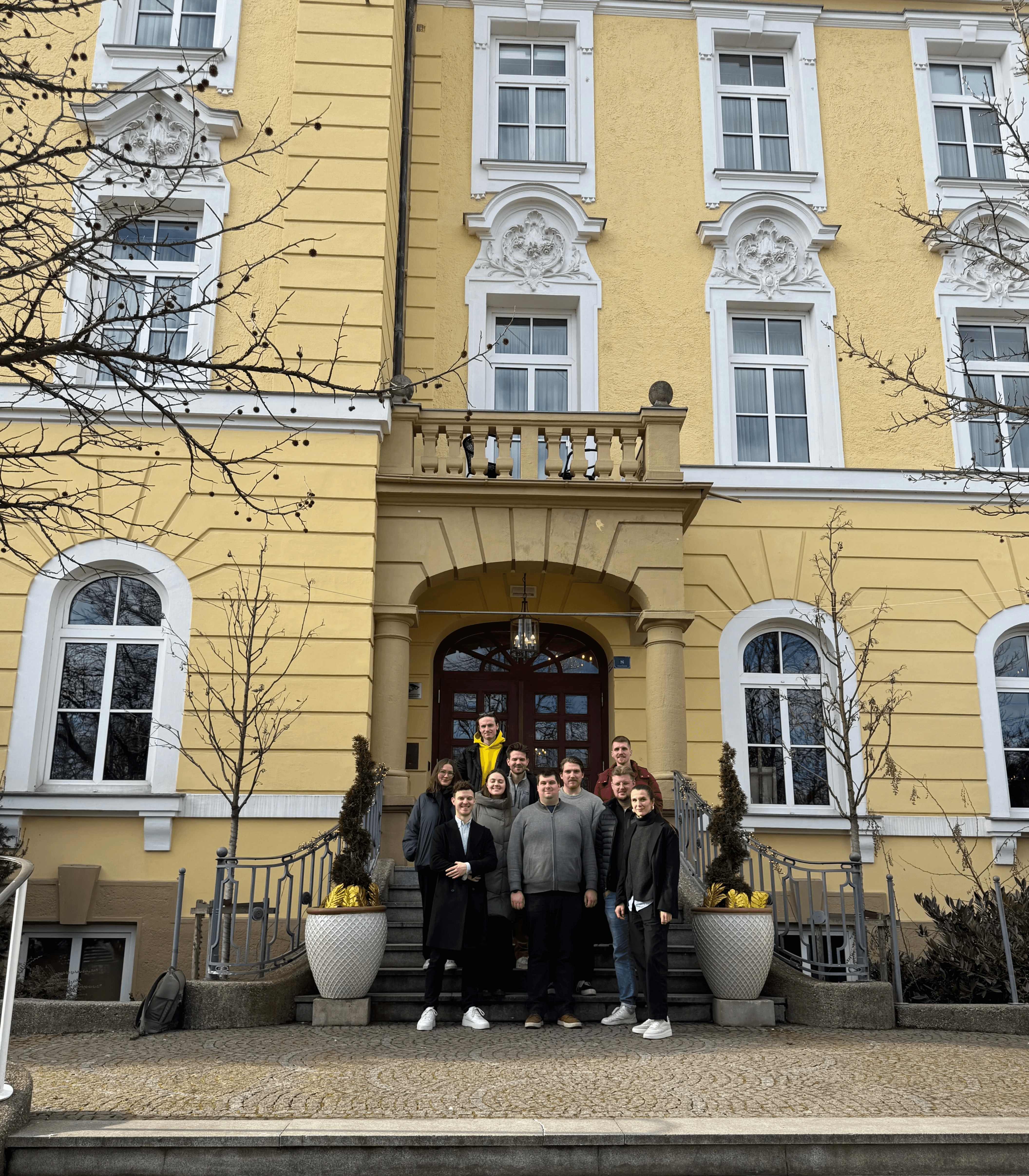 Une photo de groupe de l’équipe anny