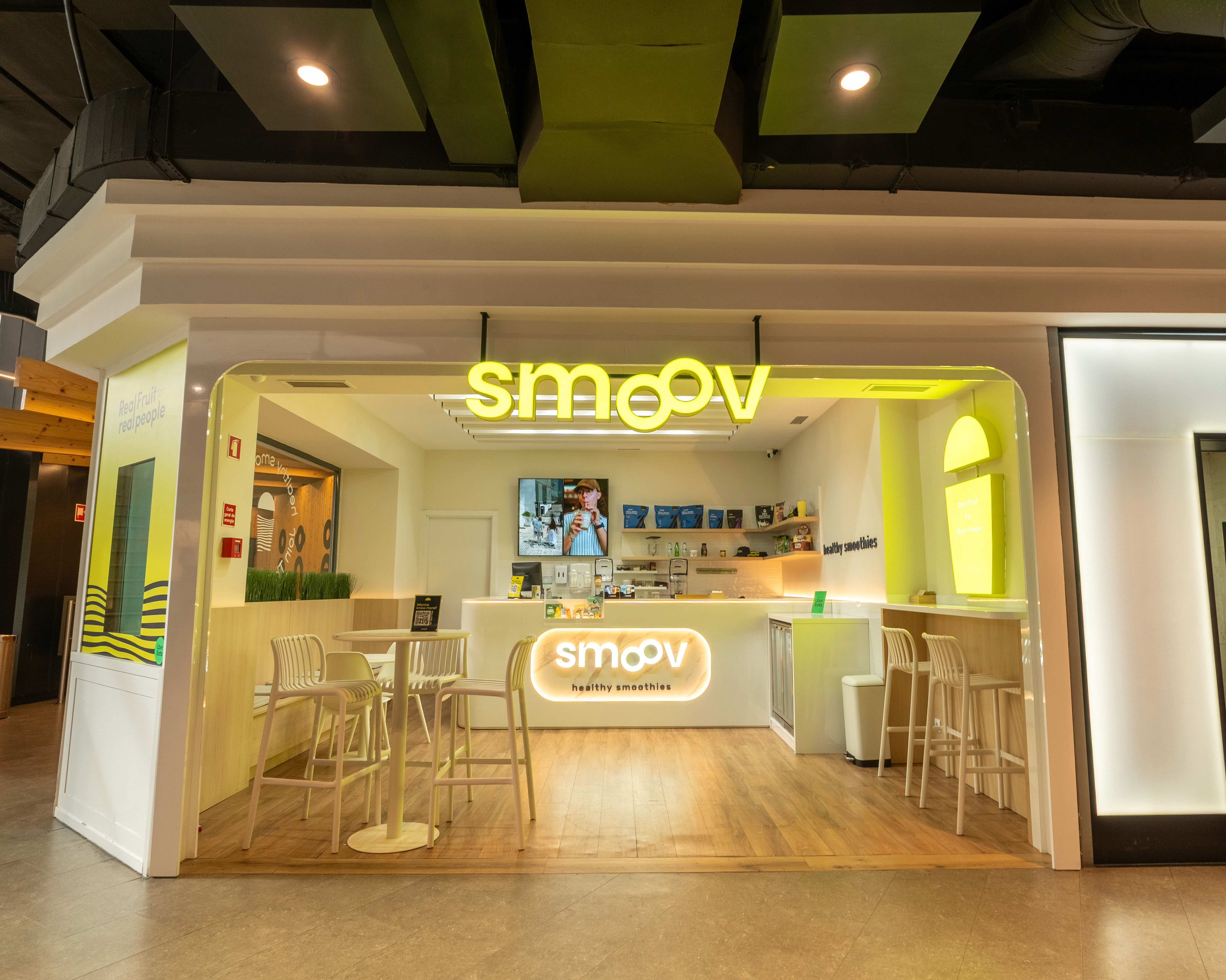 worker on laboratorium