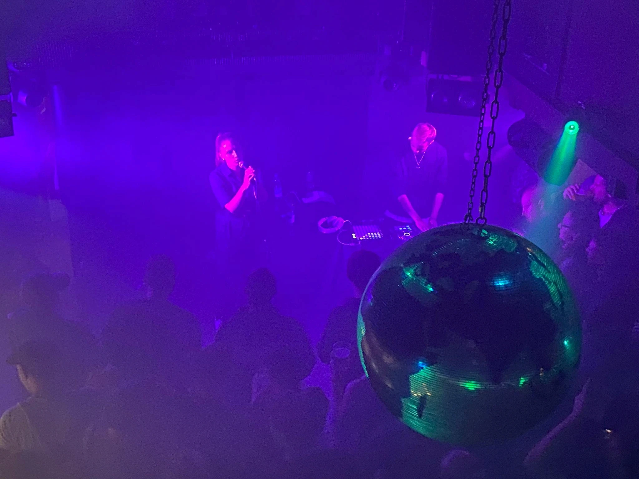 Kadeus en concert à l'Albani Club à Winterthur pour le Musikfestwochen