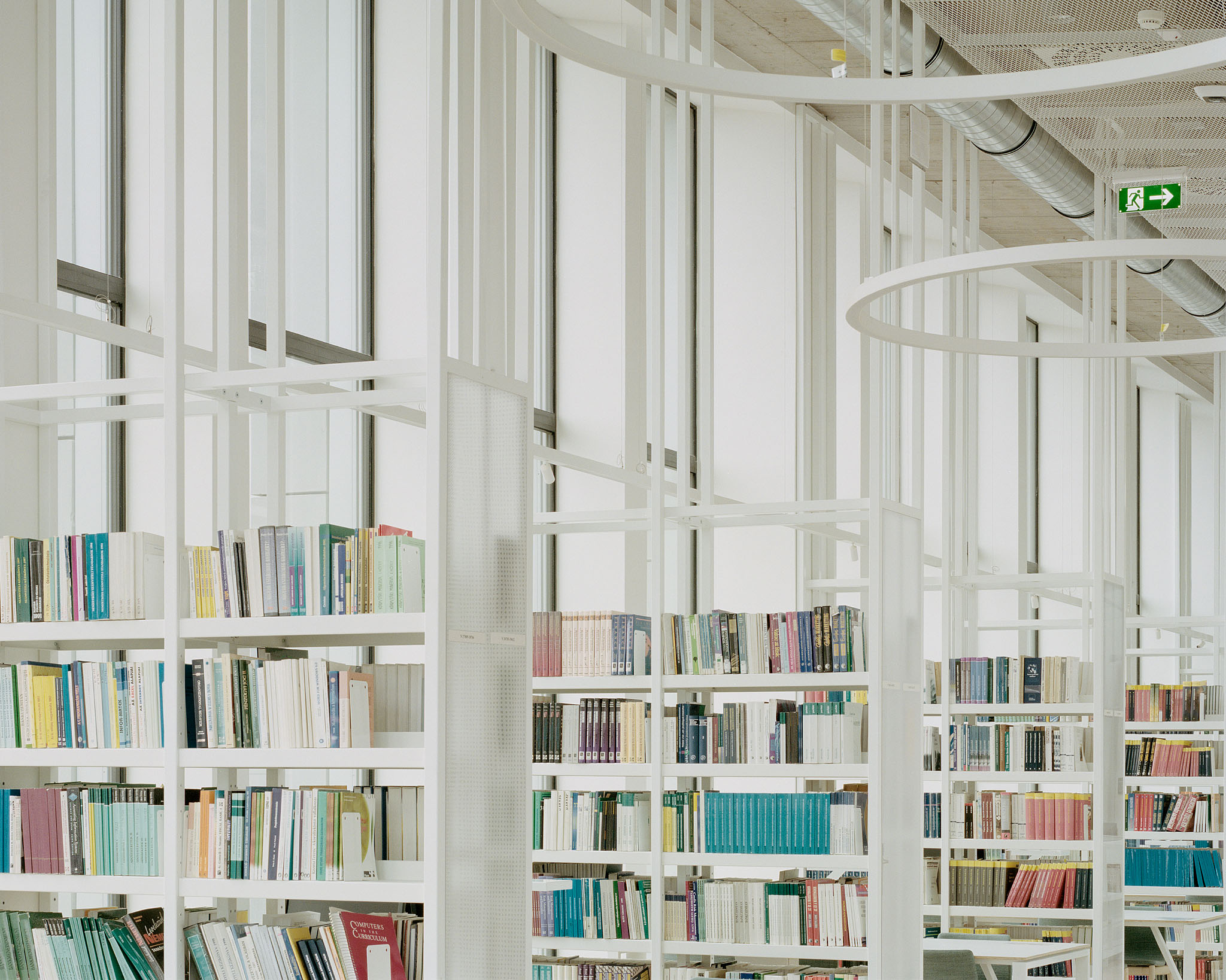 bge library_shelves_kroki studio